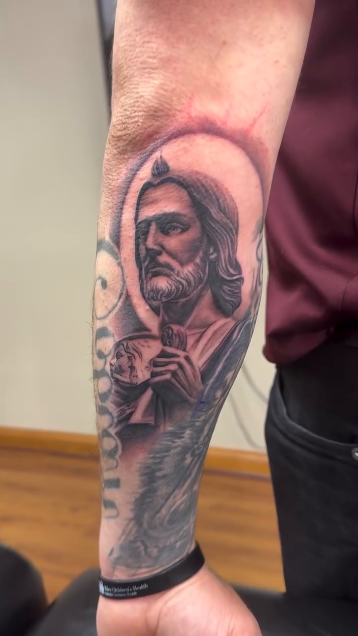 Tattoo by @shelbyraia — realism, black_and_grey