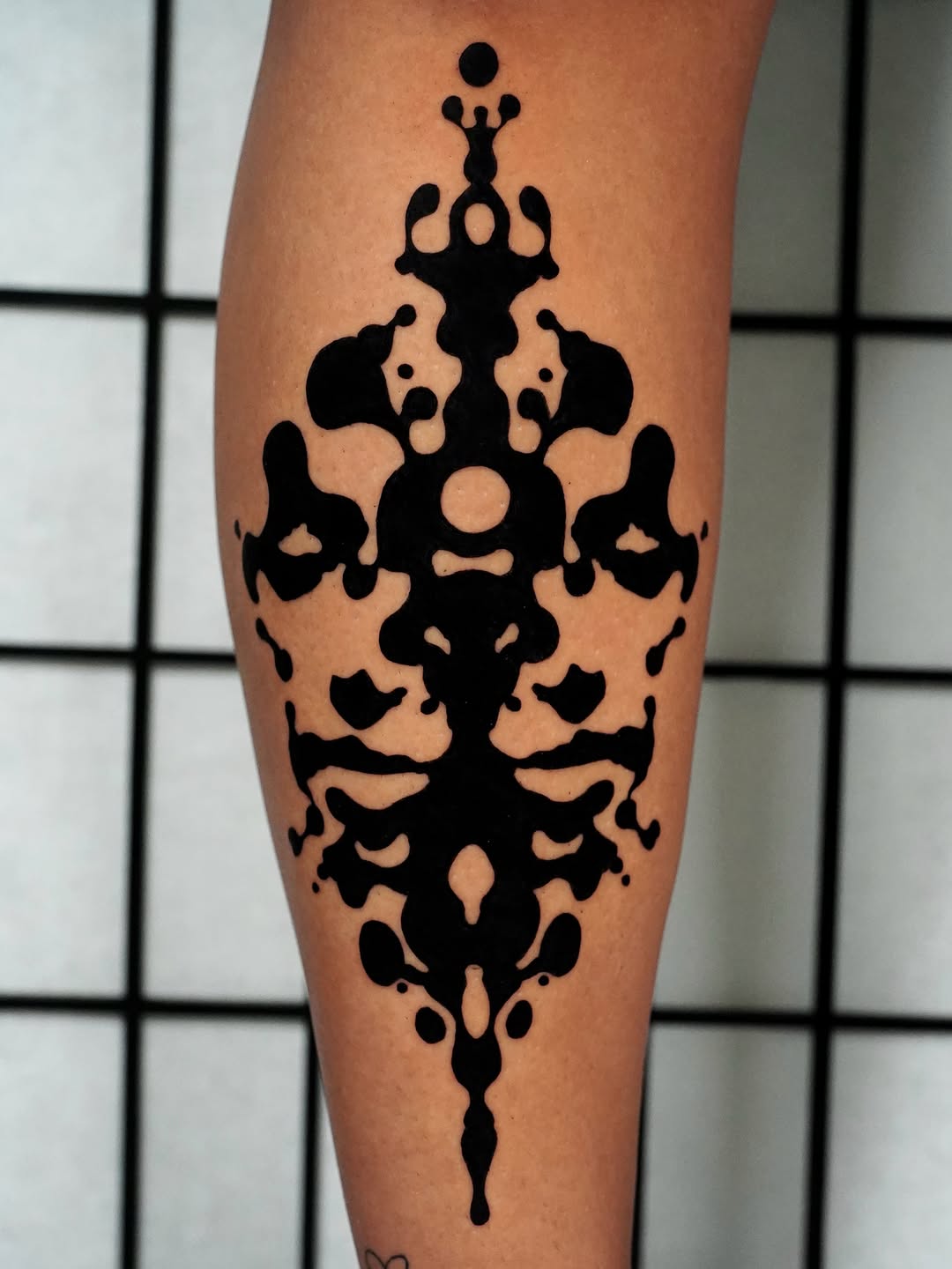 Rorschach inkblot tribal tattoo on the leg by ▫️◽️◻️hunter Hayes◻️◽️▫️