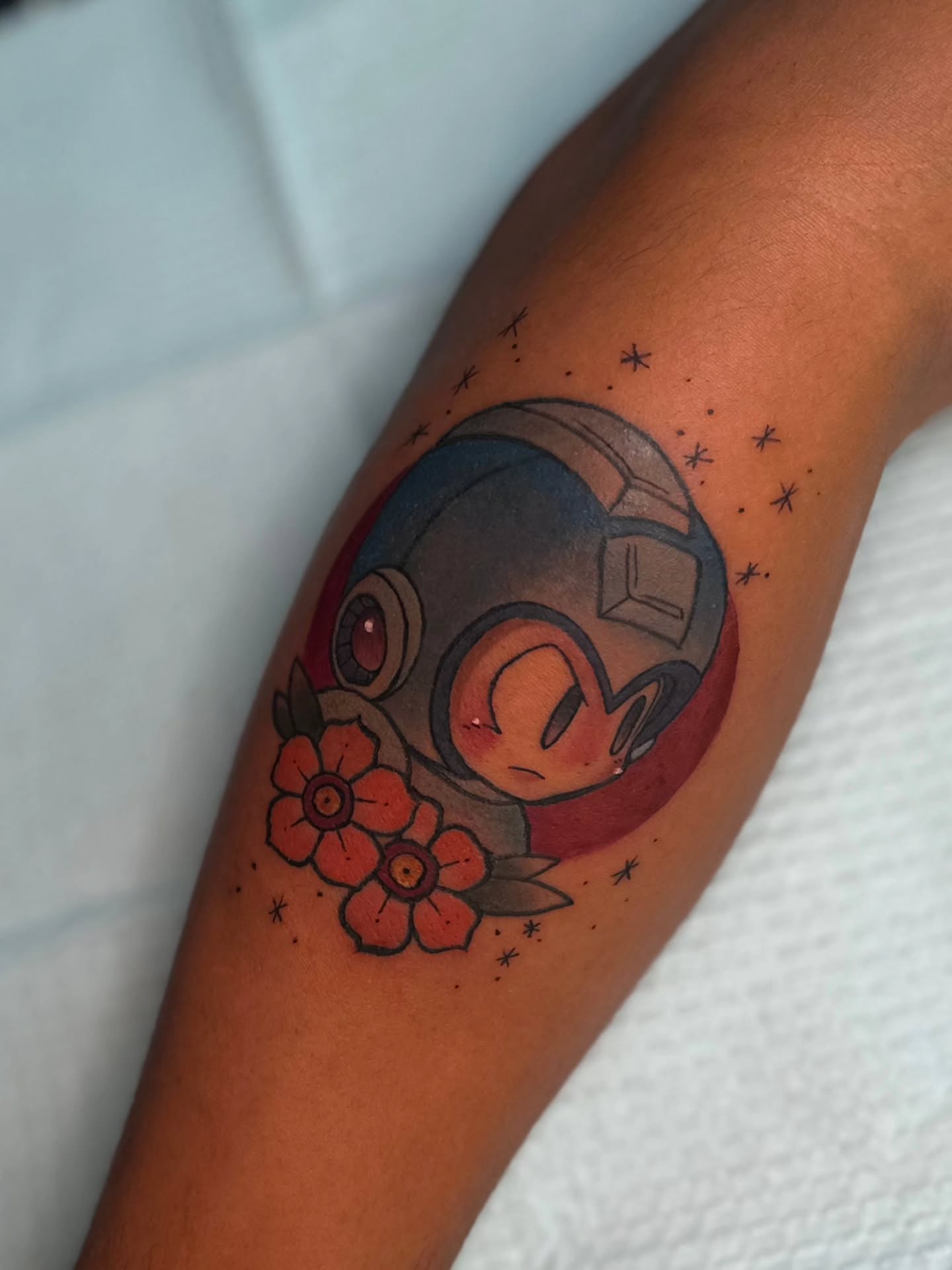 Tattoo by @benicetattoos — dotwork