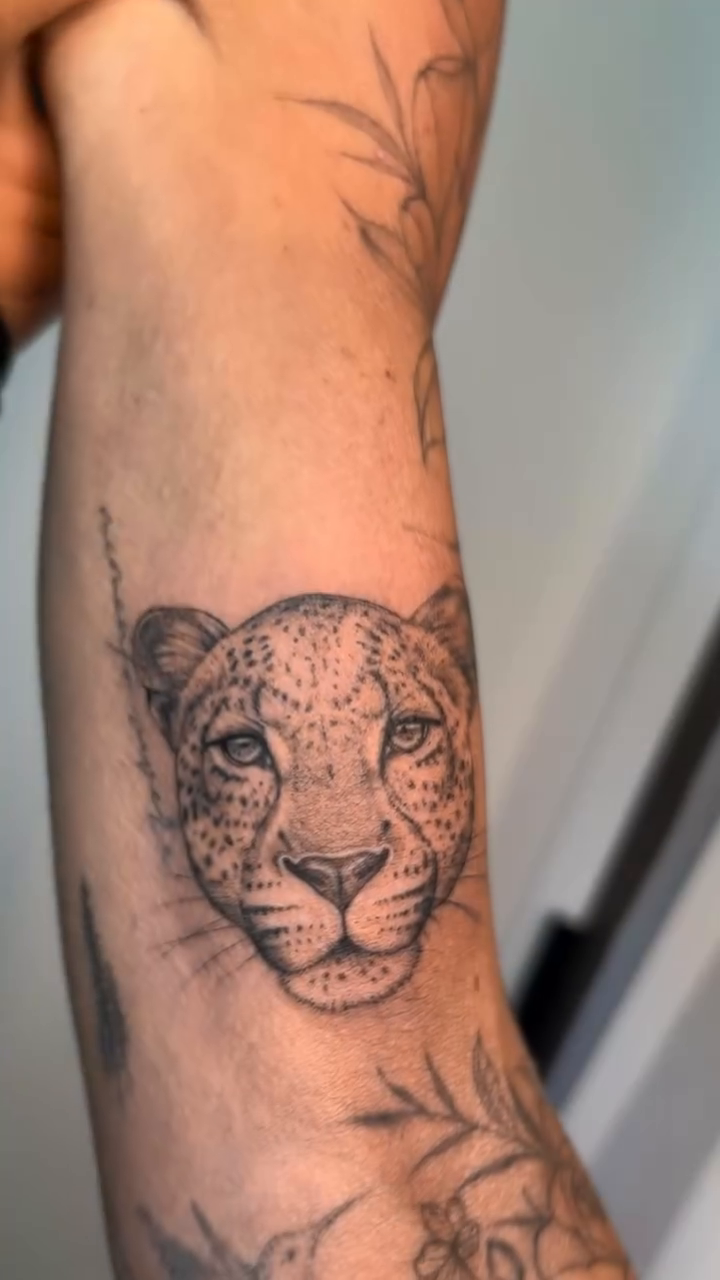 Tattoo by @littleinkliv — realism, black_and_grey