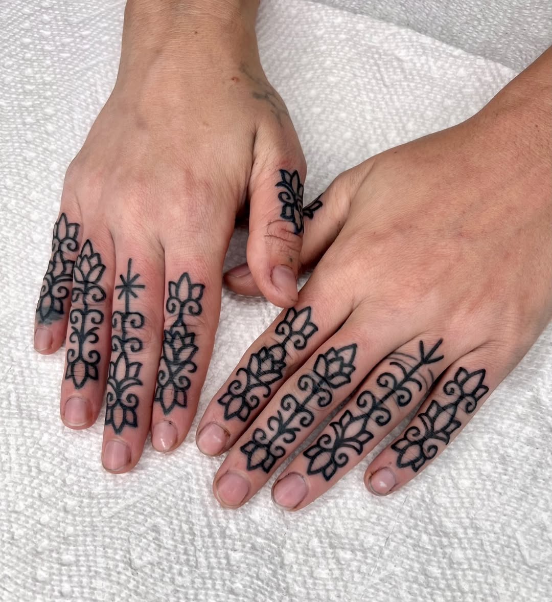 Tattoo by @michelle.chamerlik โ fine_line, ornamental