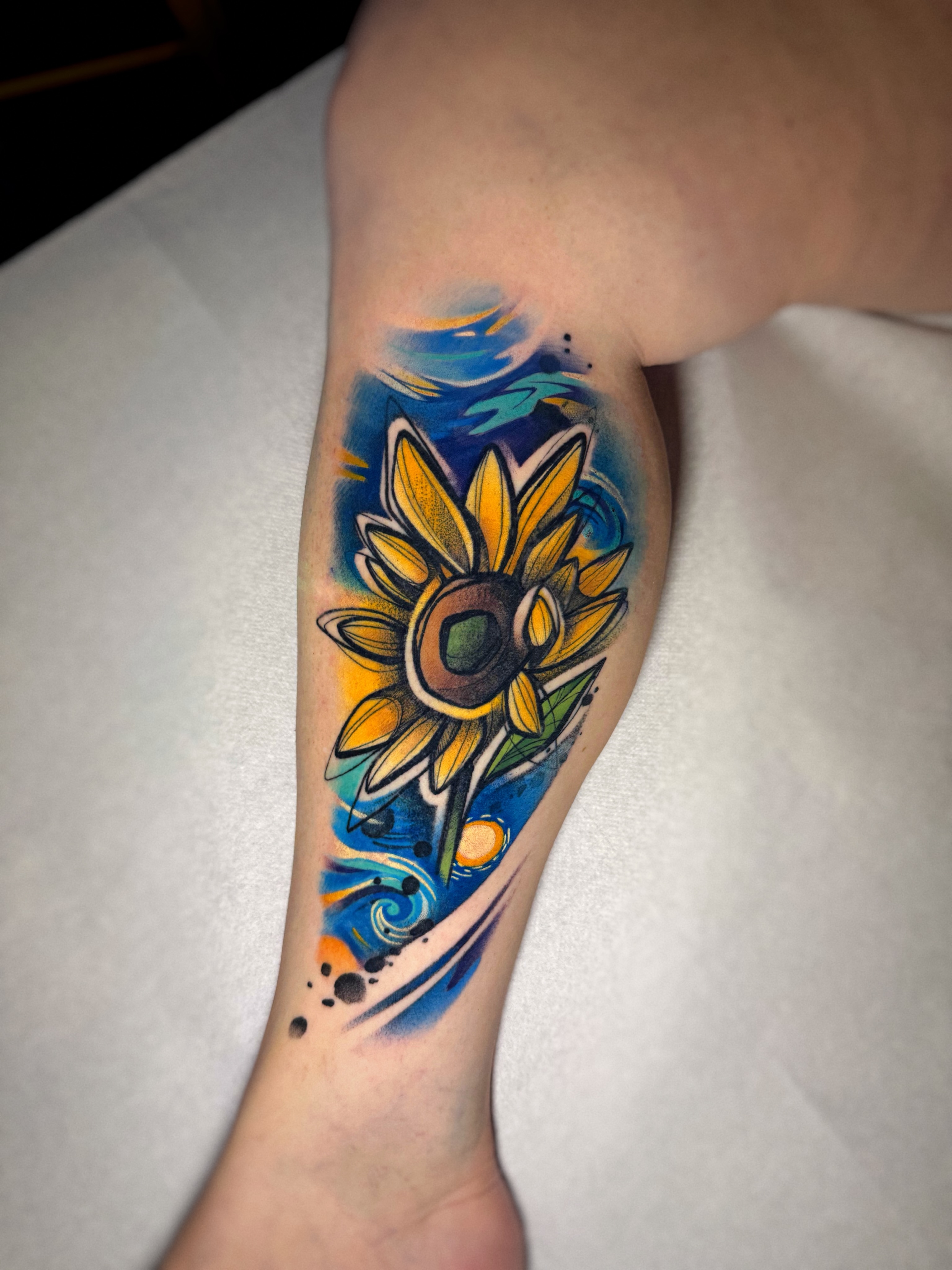 Tattoo by @martapoisontattoo โ new_school, dotwork