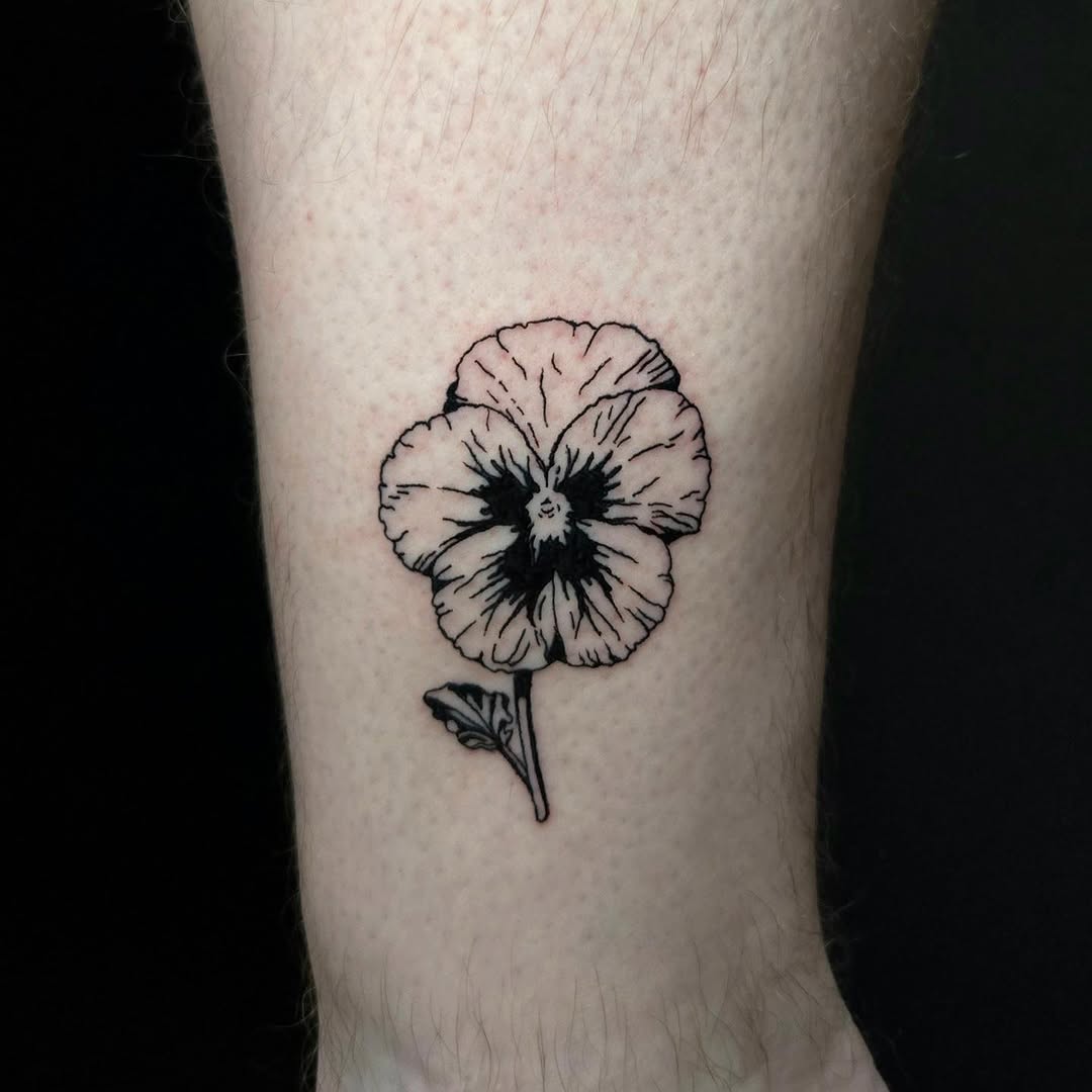 Tattoo by @pearthebeartattoo โ fine_line, black_and_grey