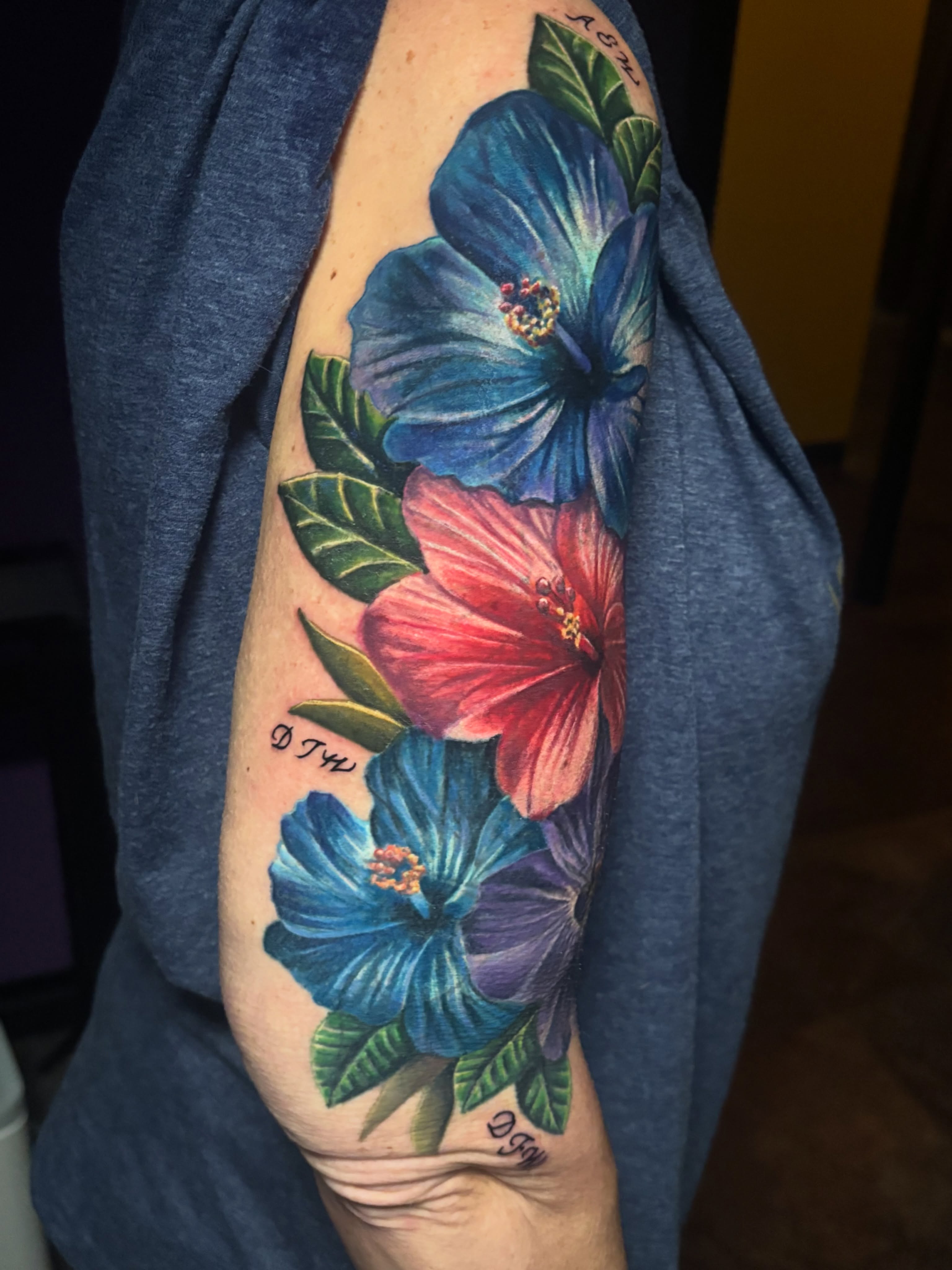 Tattoo by @mlombardiart — realism