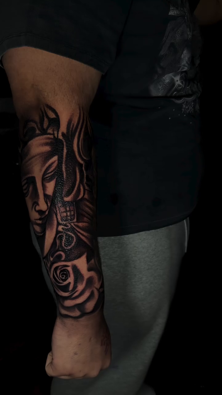 Tattoo by @broken_tattz β black_and_grey, realism