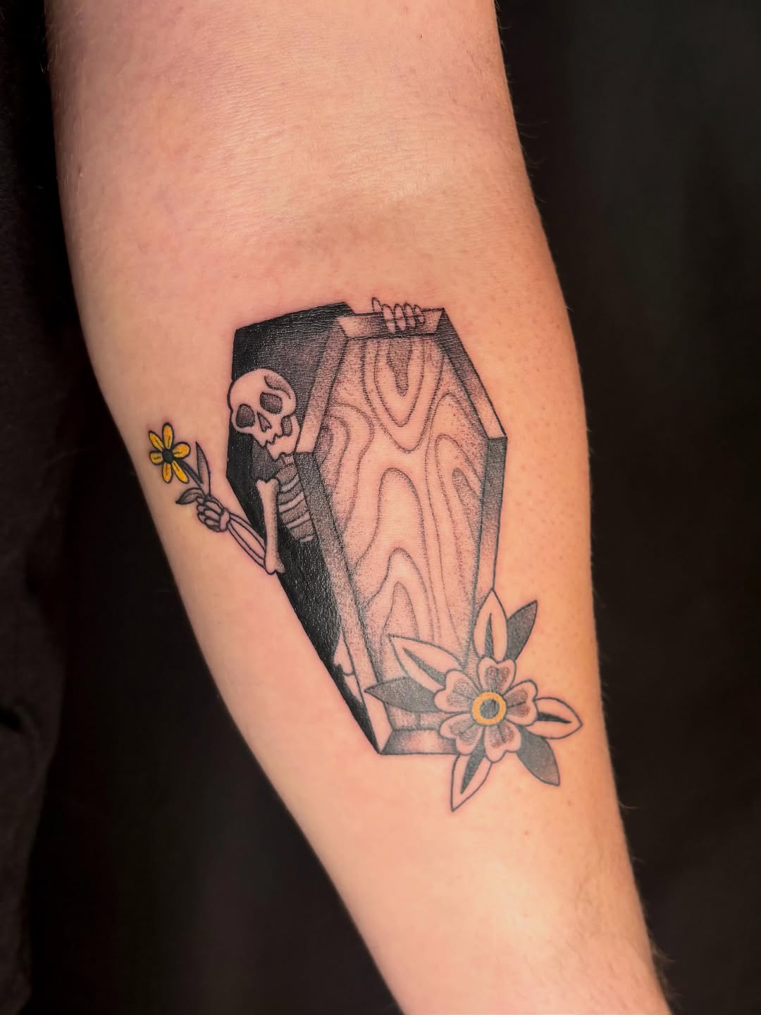 Tattoo by @aliendavetattoos — american_traditional