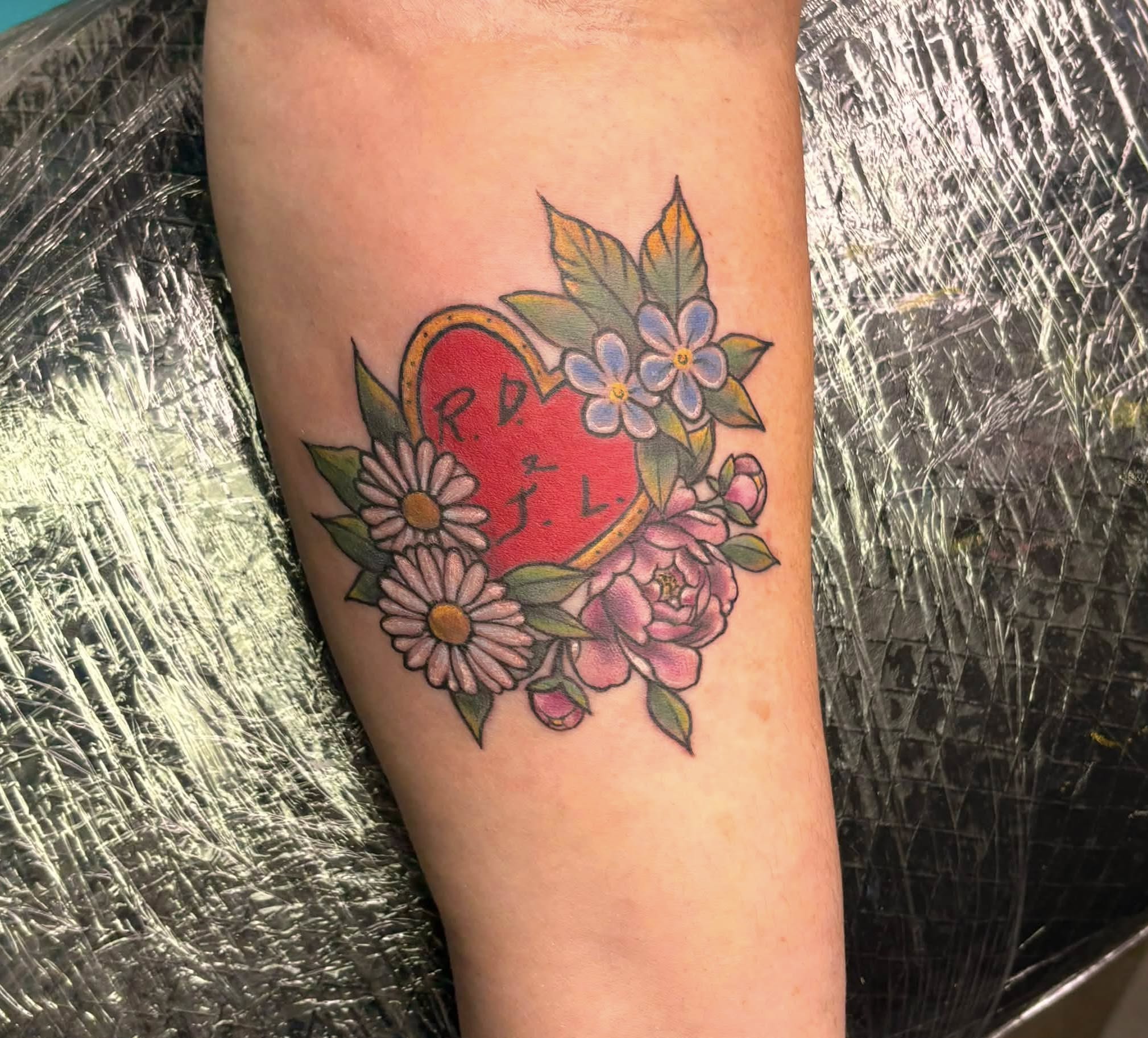 Tattoo by @ciarahofmeisterink — american_traditional