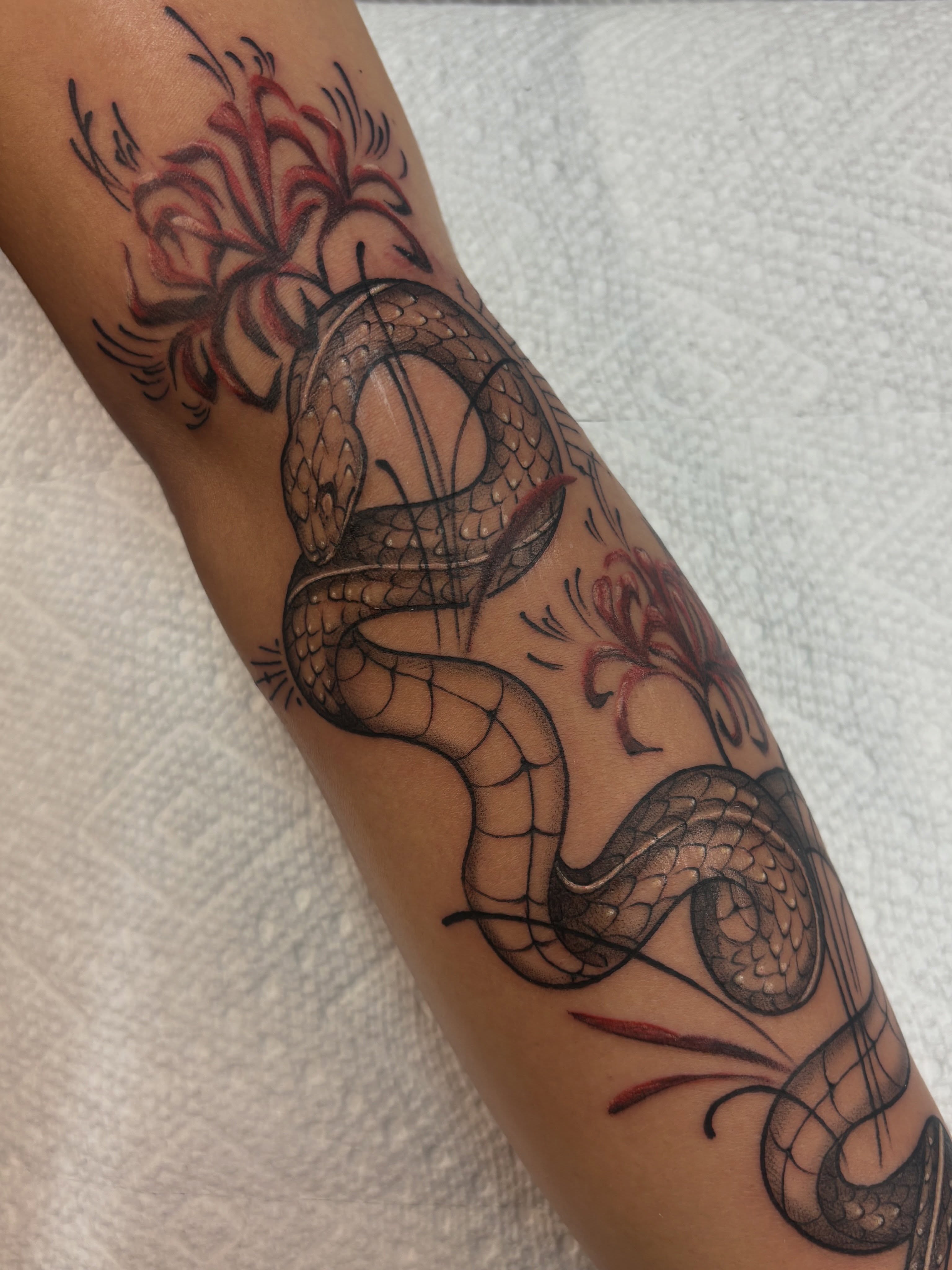 Tattoo by @genevieveink — black_and_grey