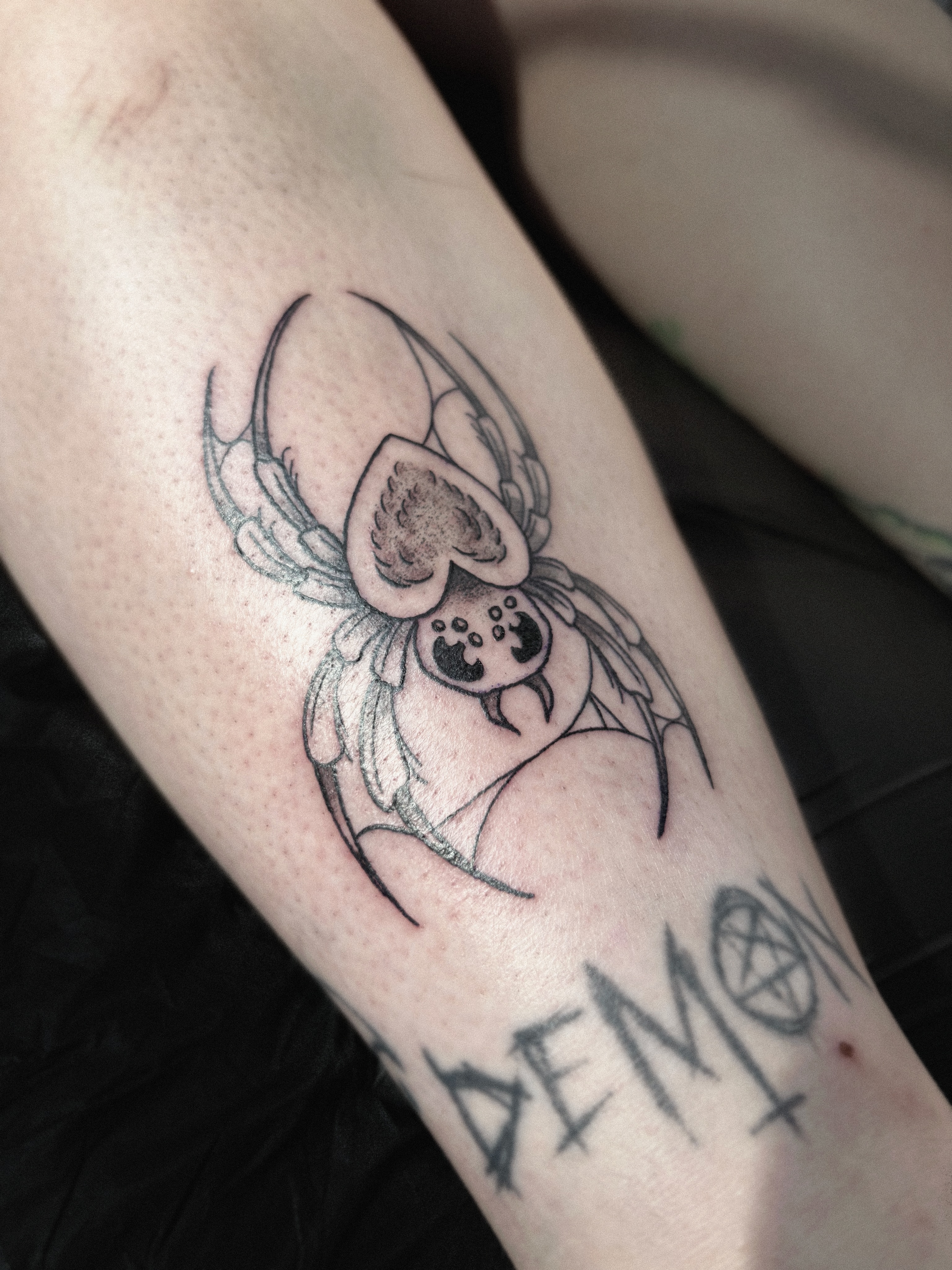 Tattoo by @collectitats โ black_and_grey