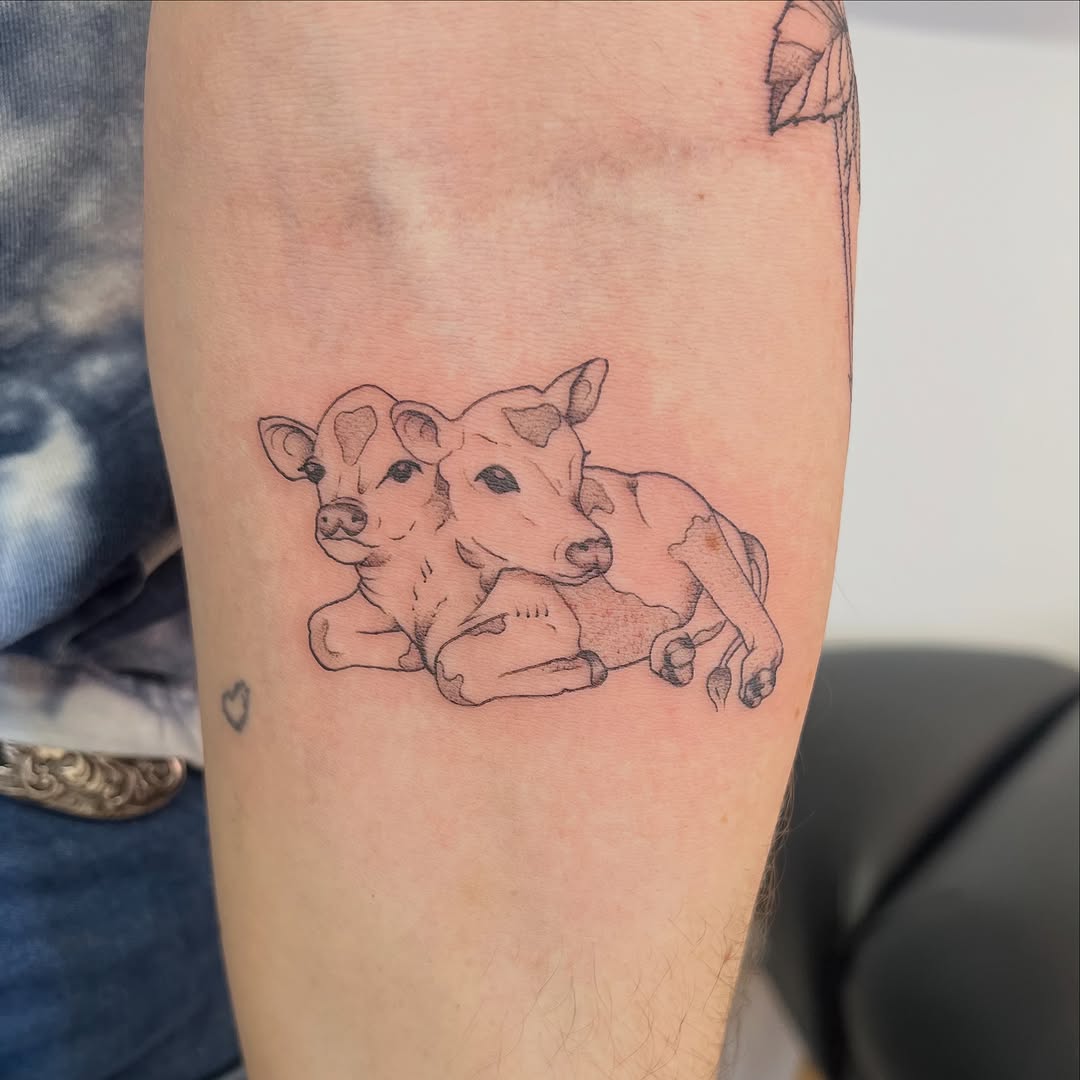 Tattoo by @beastlyflowers — fine_line, realism