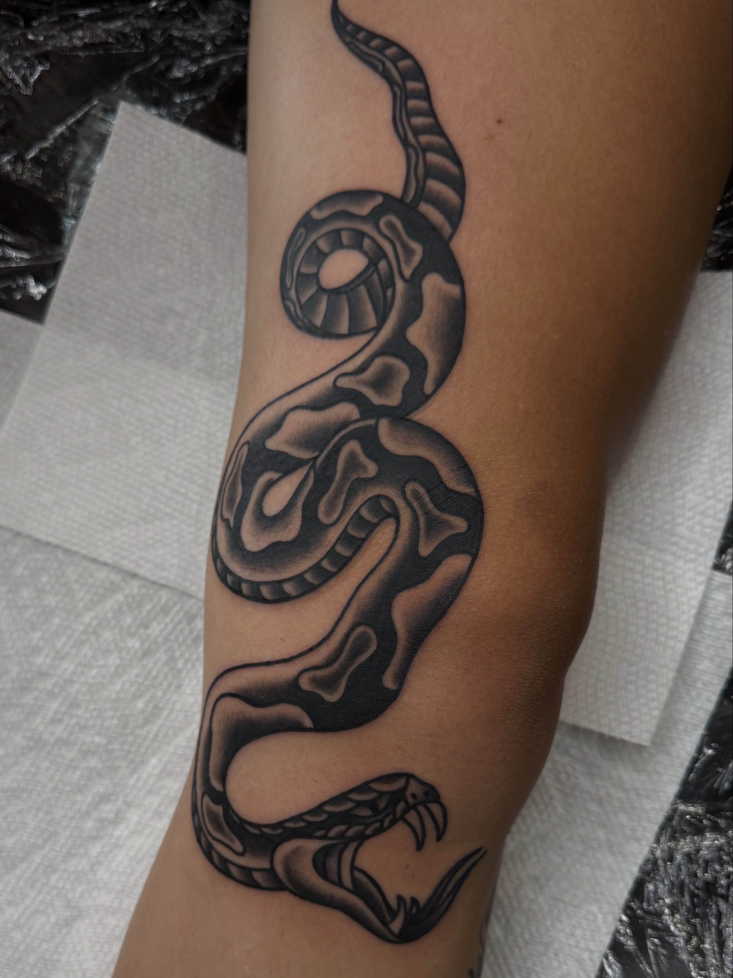 Tattoo by @logansightart — black_and_grey