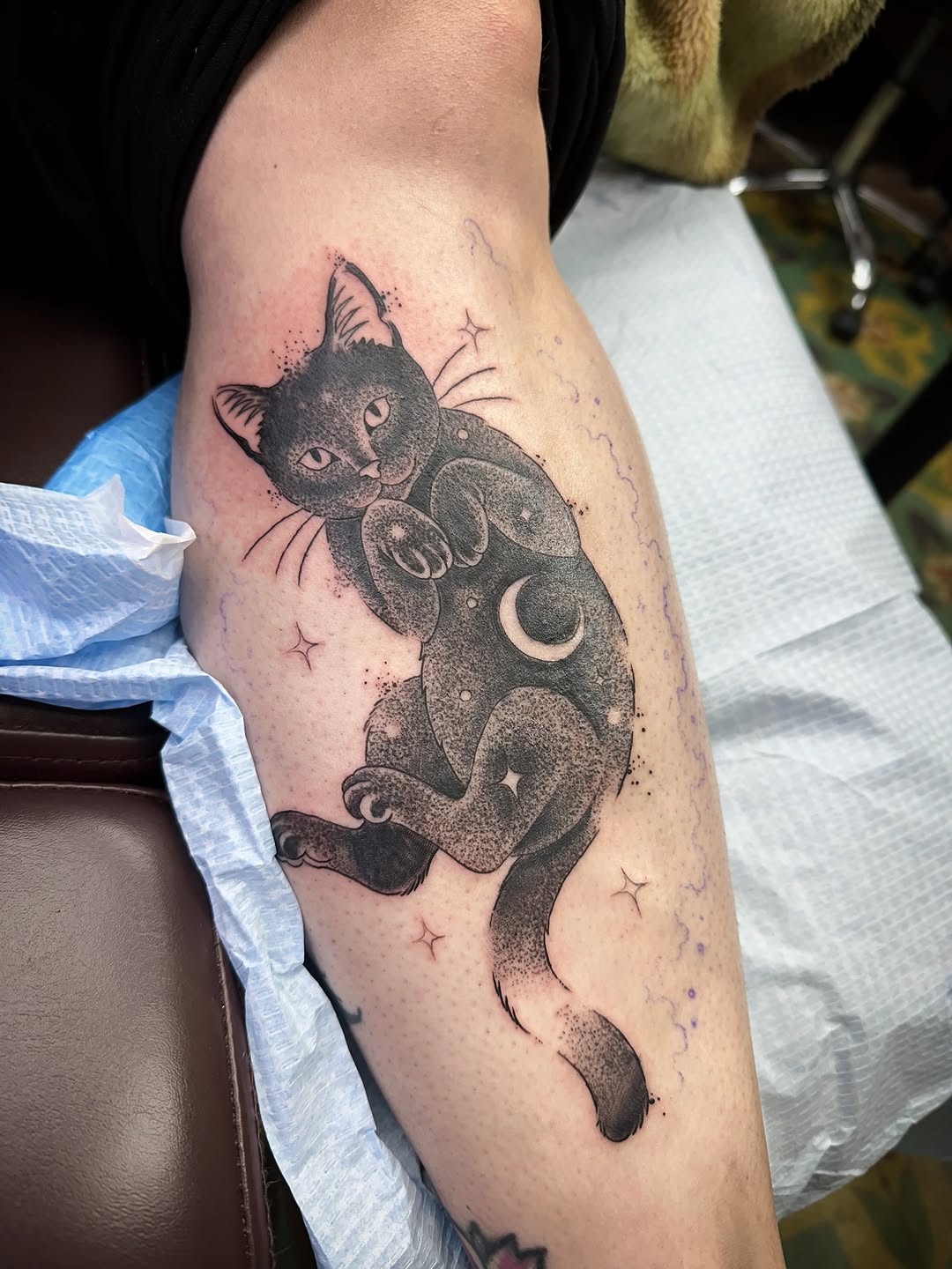 Tattoo by @hcierritattoosdanvers โ black_and_grey, dotwork