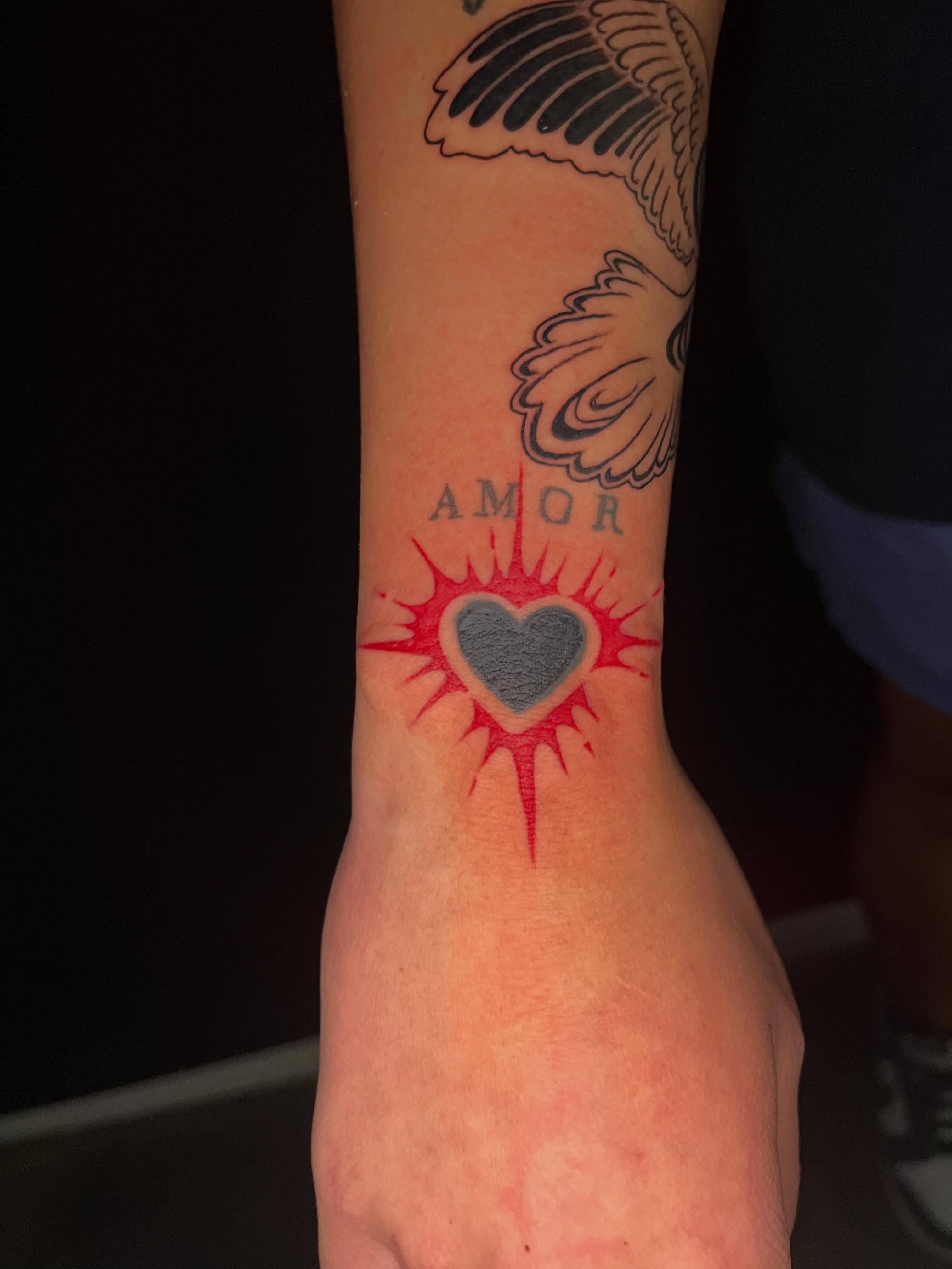 Tattoo by @anavrintattoo — american_traditional