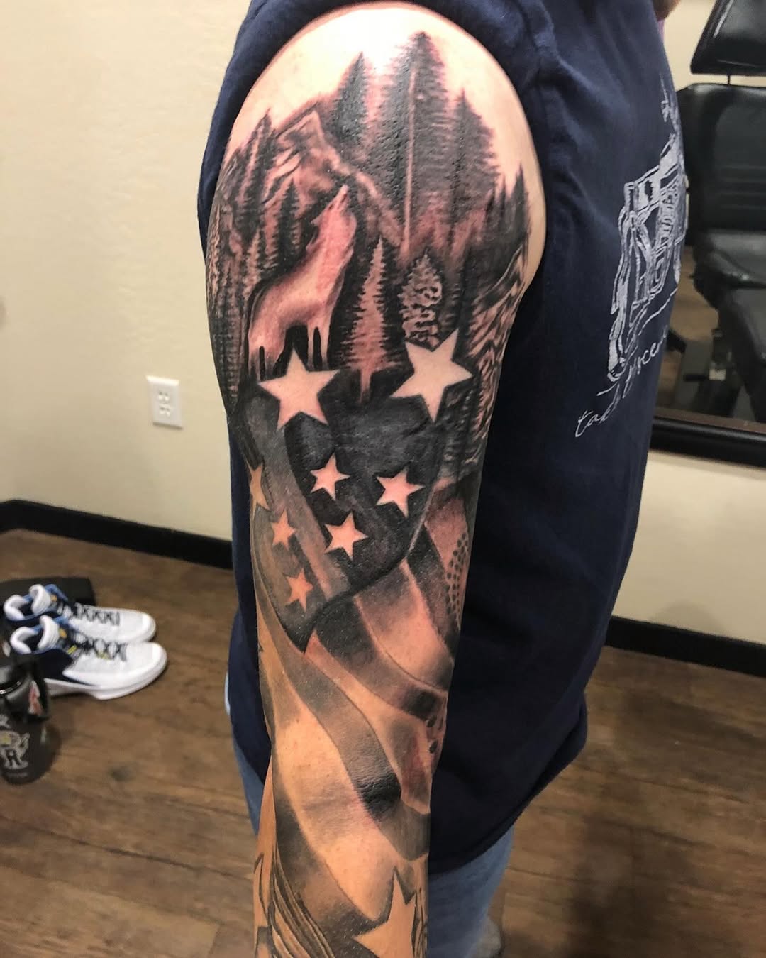 Tattoo by @scarsandsouvenirsaz — realism, black_and_grey