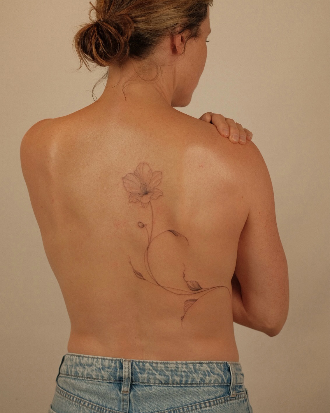 Tattoo by @meutattoo — black_and_grey