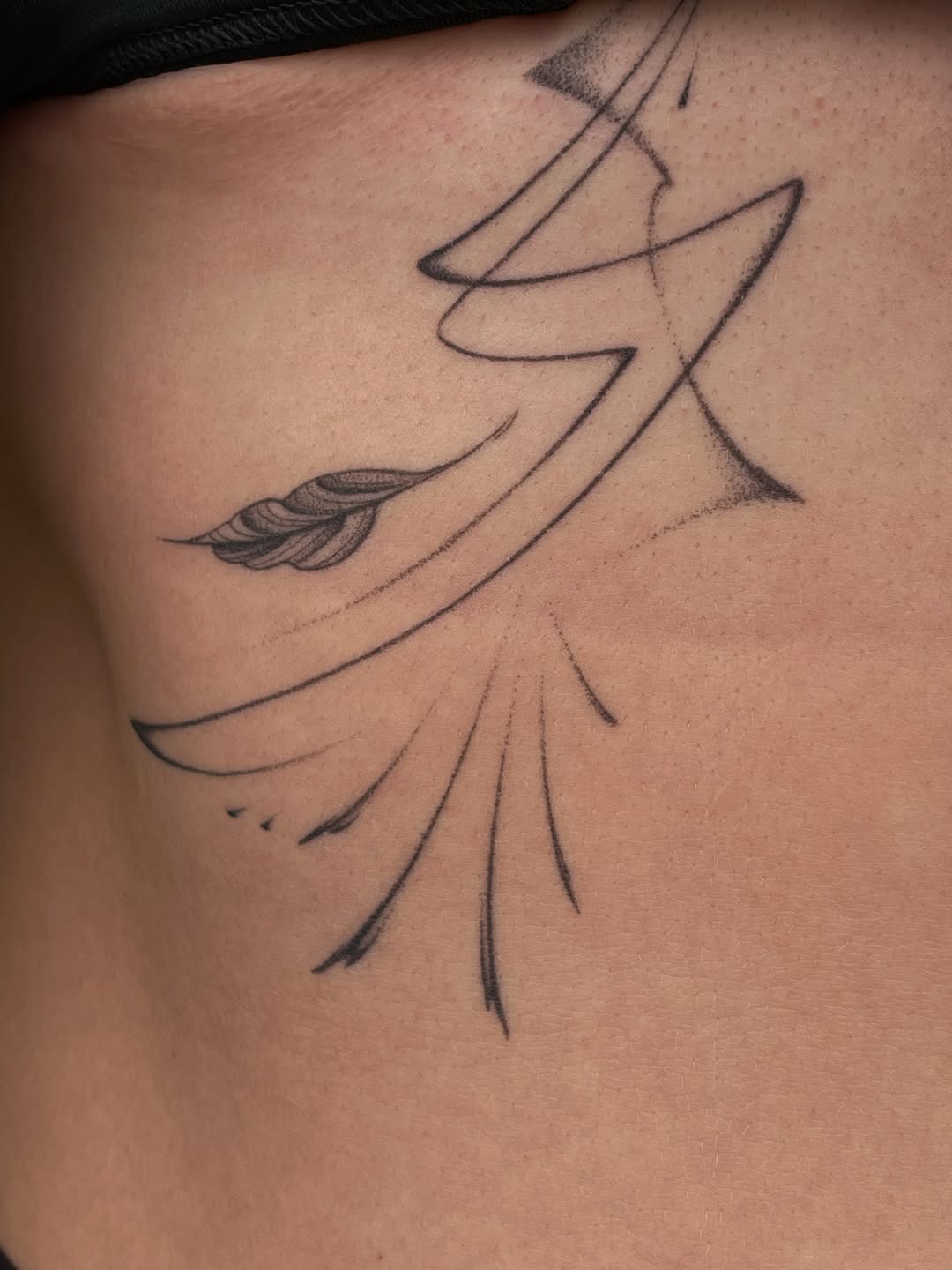 Tattoo by @mimiblu_stattoos — fine_line, dotwork