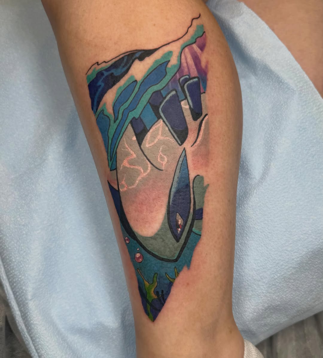 Tattoo by @manaxmike — new_school, geometric