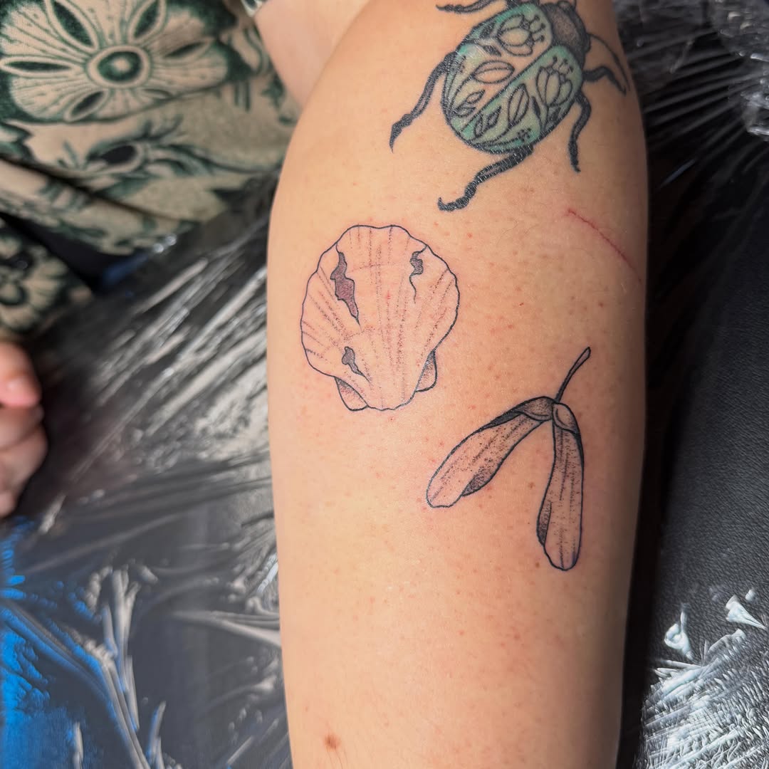 Tattoo by @tattyabbs_ โ fine_line, black_and_grey