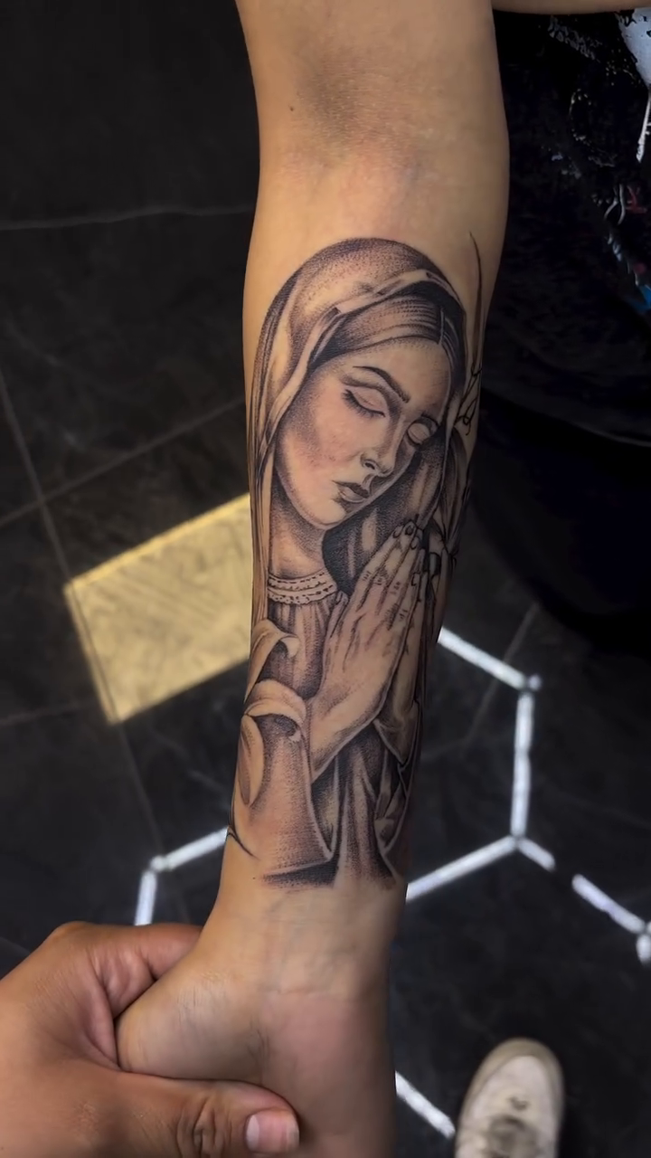 Tattoo by @prettypixieink_ β black_and_grey, realism