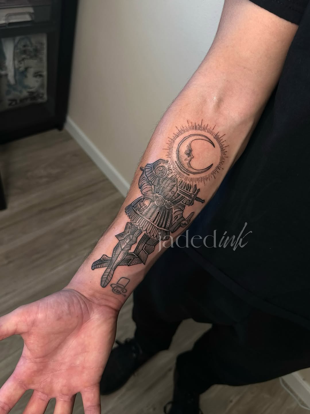 Knight and moon tattoo on the forearm by 𝑱𝒂𝒅𝒆𝒅 𝑰𝒏𝒌 𝑷𝒆𝒓𝒎𝒂𝒏𝒆𝒏𝒕 𝑴𝒂𝒌𝒆𝒖𝒑 & 𝑻𝒂𝒕𝒕𝒐𝒐