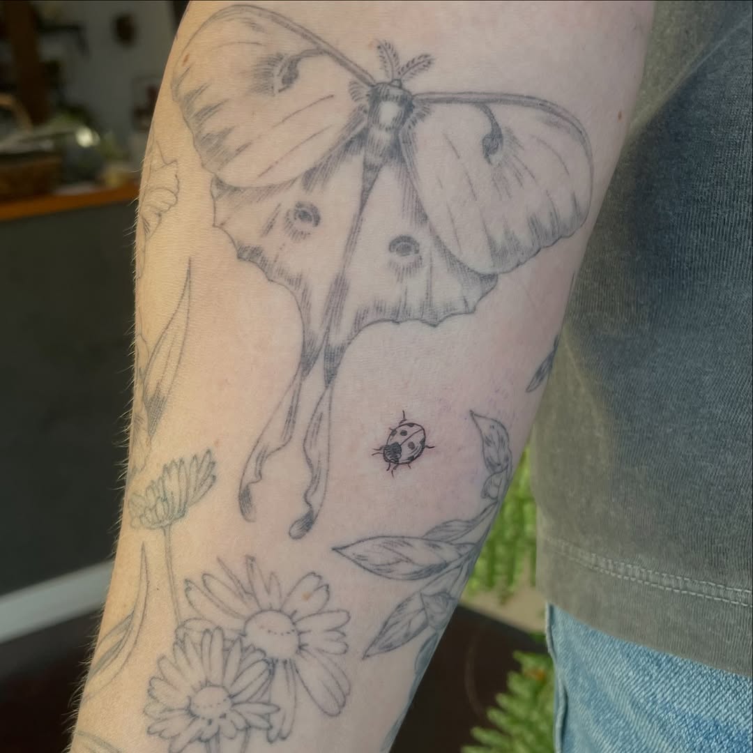 Tattoo by @alzster — fine_line, black_and_grey