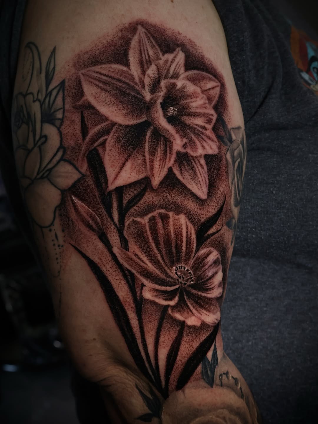 Tattoo by @jmoreno3fr — dotwork, black_and_grey