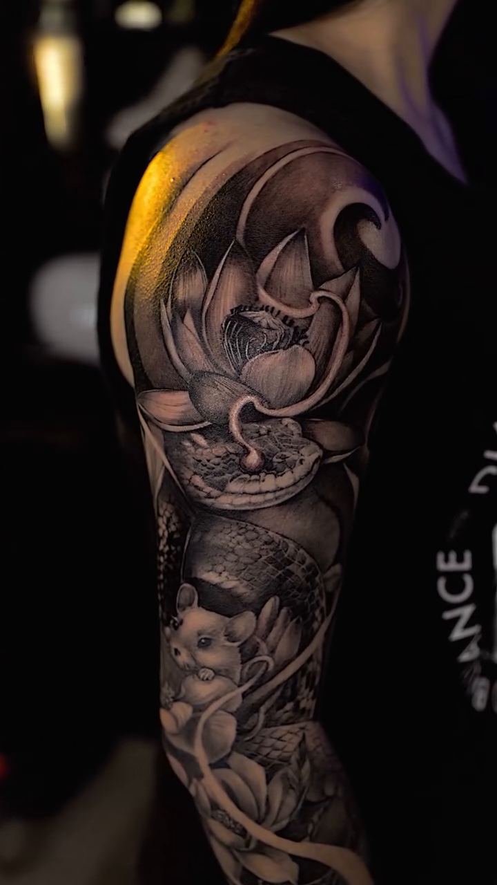 Tattoo by @1kc_laurenbeee — japanese_irezumi, black_and_grey