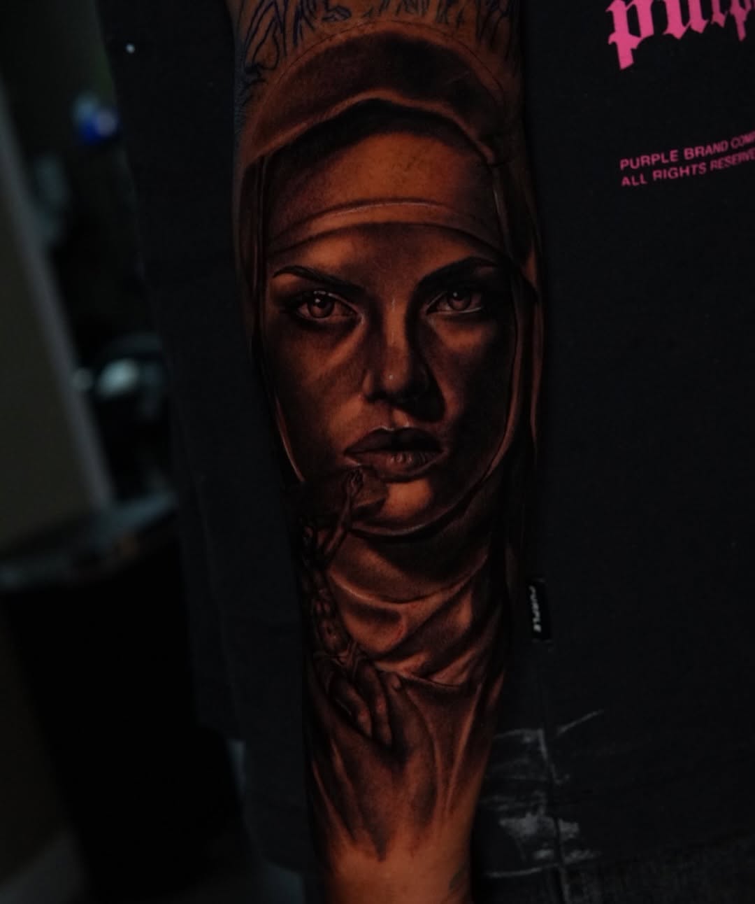 Portrait of a woman Chicano tattoo on the forearm by ᴅᴀʟʟᴀꜱ ᴛᴀᴛᴛᴏᴏ ᴀʀᴛɪꜱᴛ