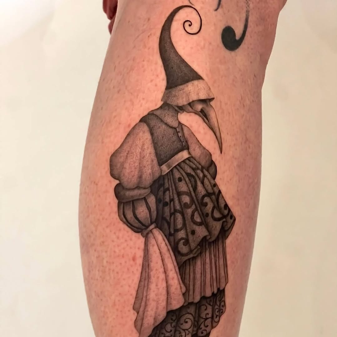 Plague doctor character surrealism tattoo on the forearm by 𝑱𝒖𝒍𝒊𝒂𝒏𝒏𝒂 𝑴𝒆𝒏𝒏𝒂✥𝑷𝒉𝒊𝒍𝒂𝒅𝒆𝒍𝒑𝒉𝒊𝒂✥𝑩𝒍𝒂𝒄𝒌 𝒂𝒏𝒅 𝑮𝒓𝒂𝒚