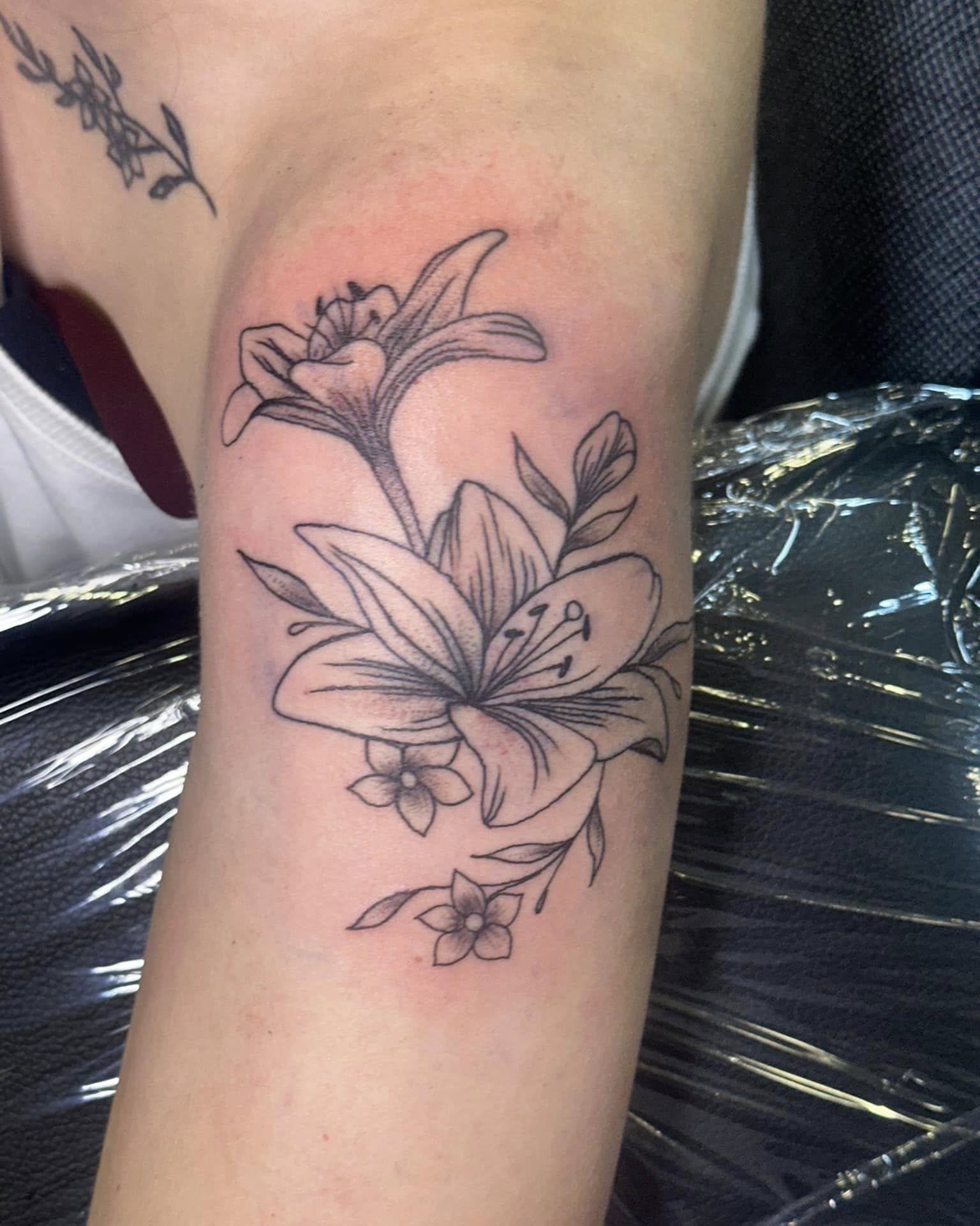 Tattoo by @kelsey_harvell14 — black_and_grey