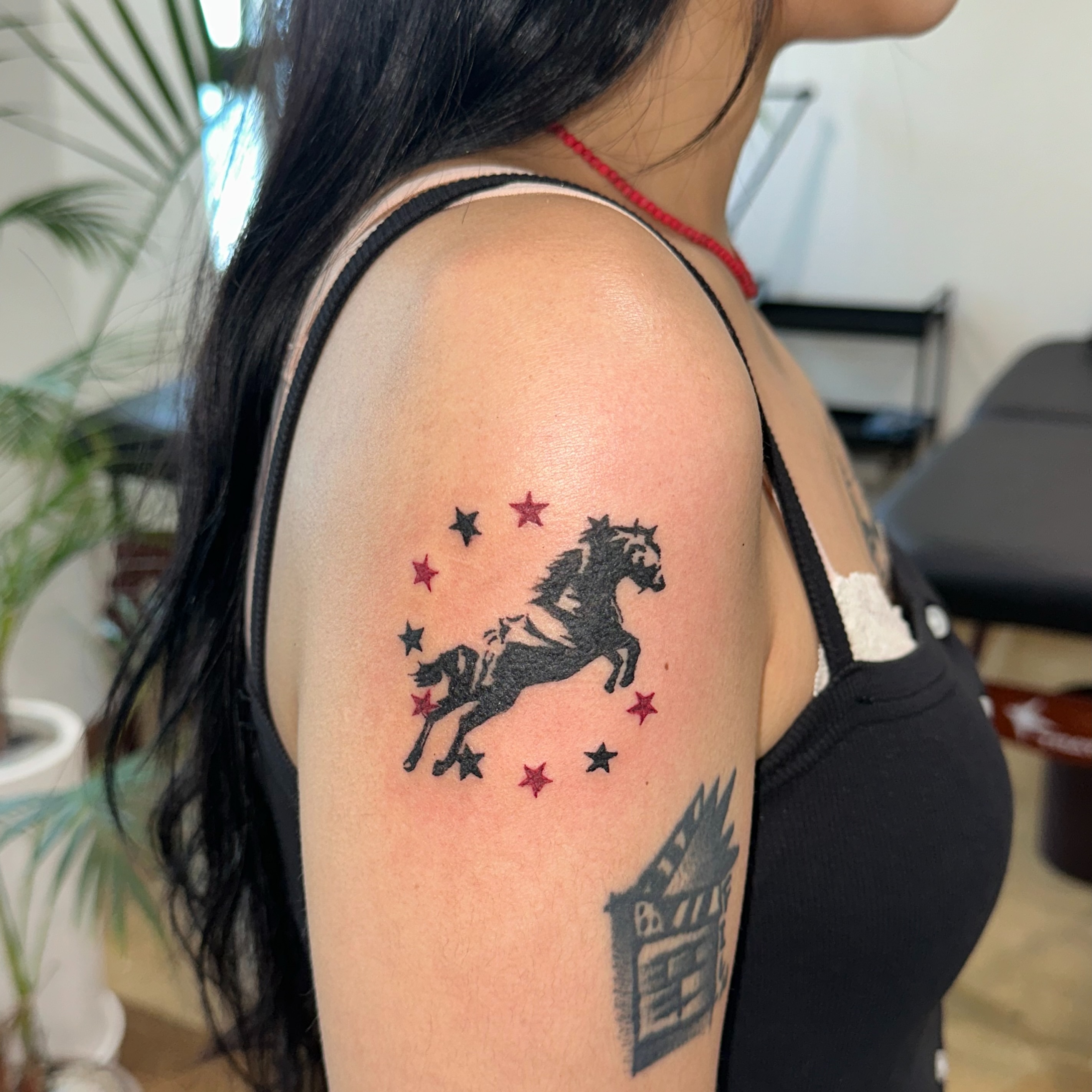 Tattoo by @kiijooya — black_and_grey