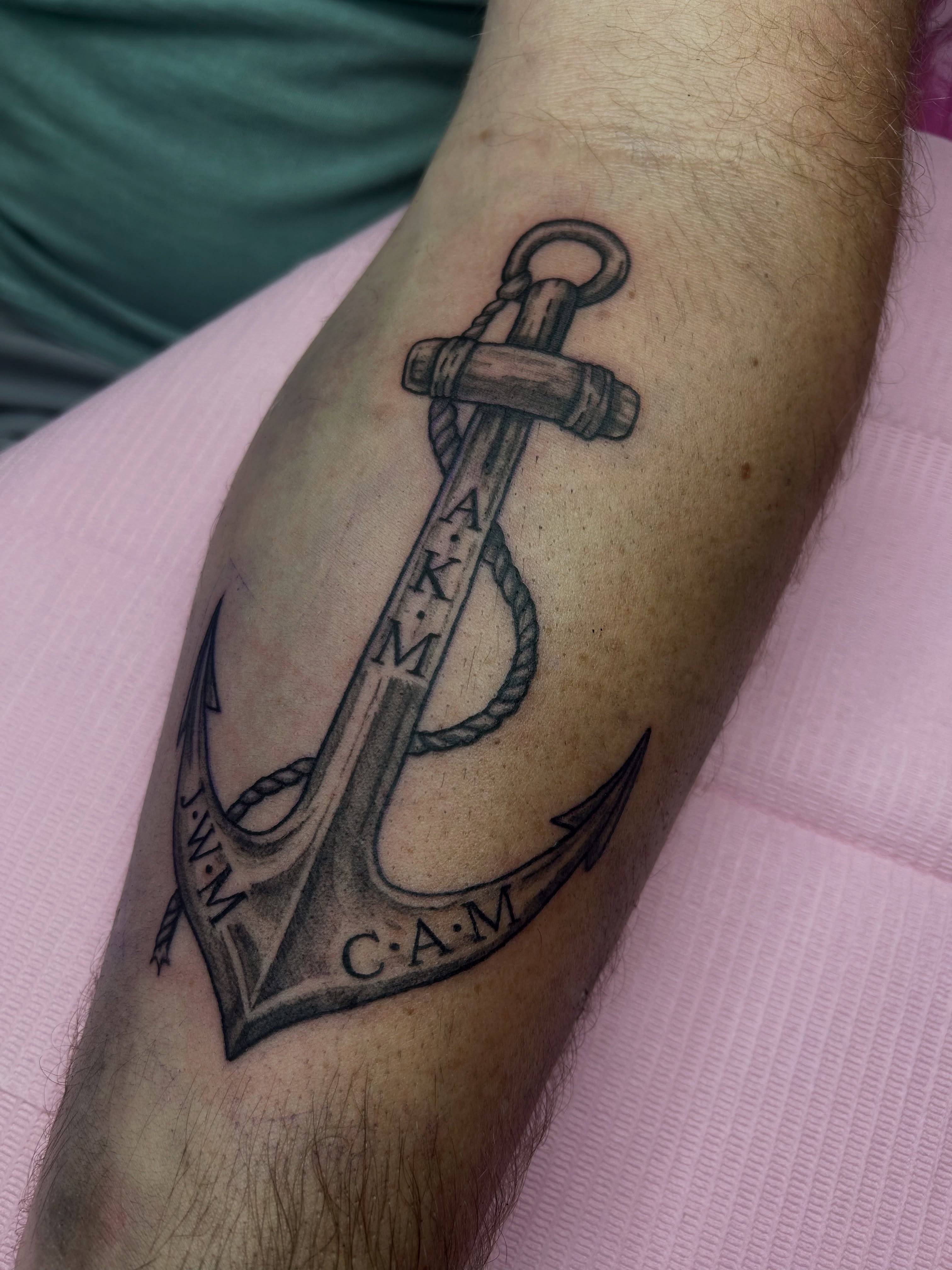Tattoo by @bee.rose_tattoo — black_and_grey