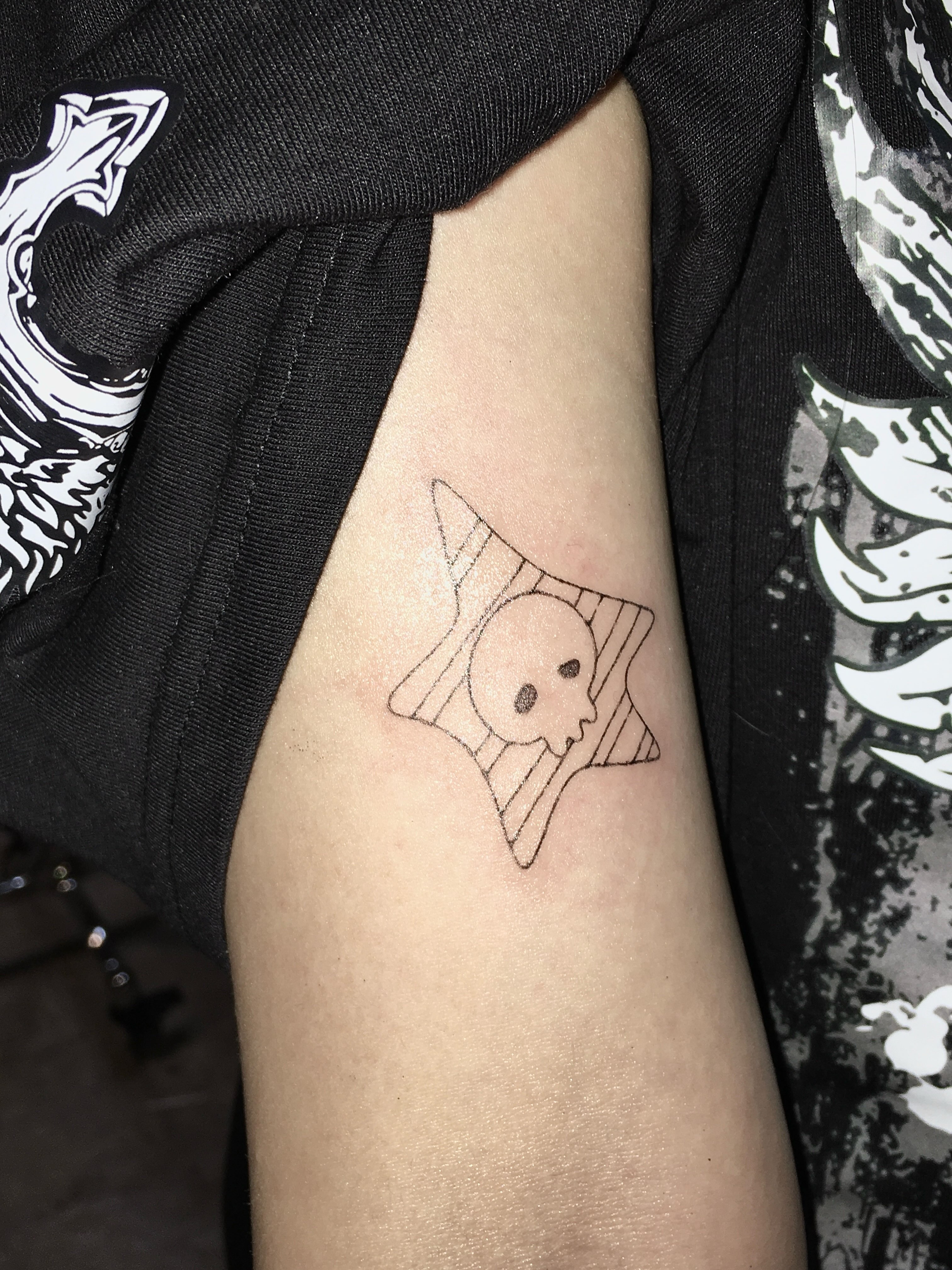 Tattoo by @nekult_tt — geometric