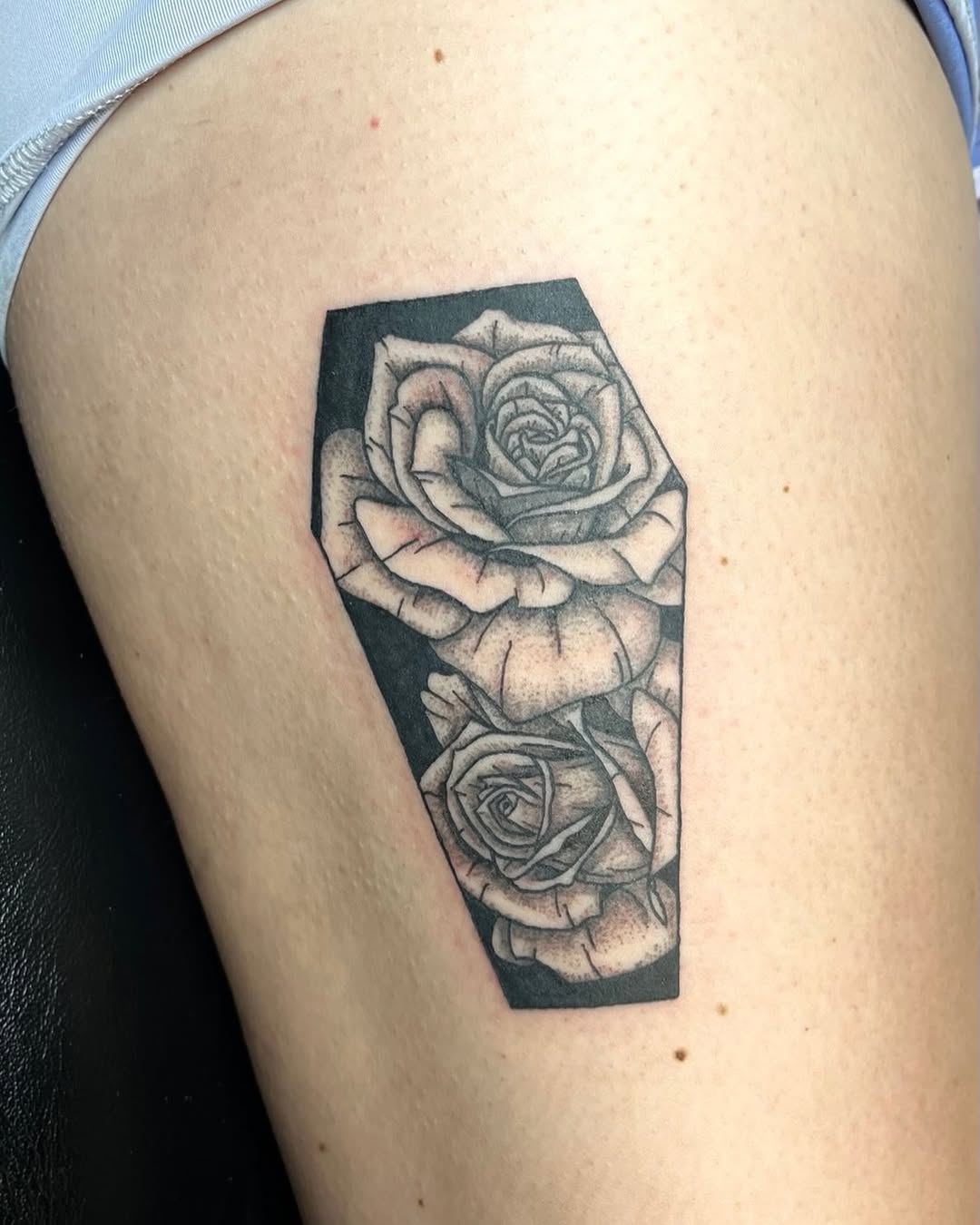 Tattoo by @admiralcarnage_10 — black_and_grey, realism