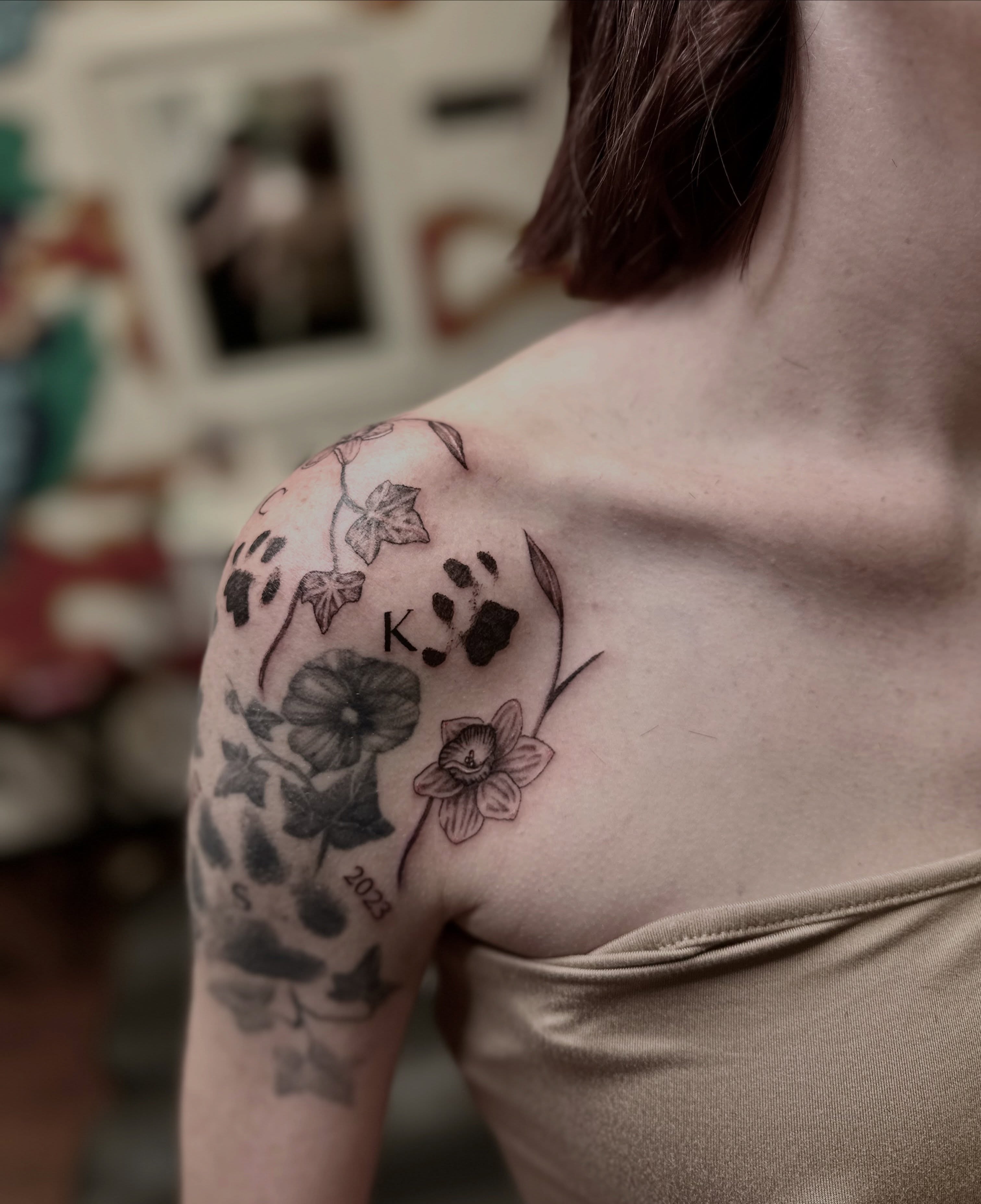 Tattoo by @ander.tattoos — black_and_grey