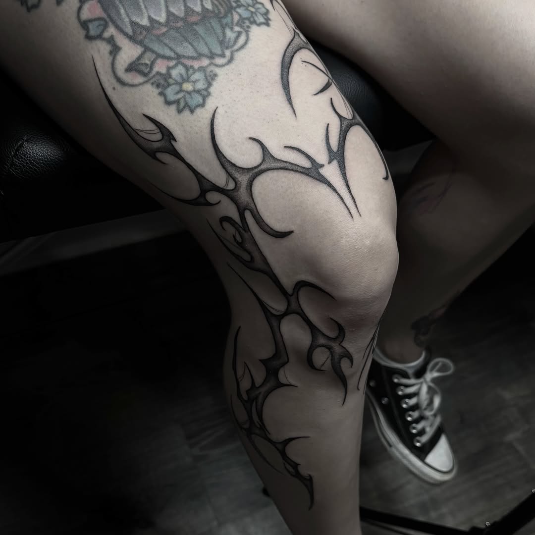 Tattoo by @venoctemtattoo — tribal