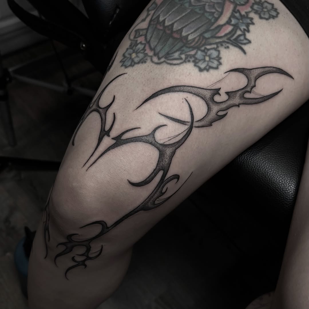 Tattoo by @venoctemtattoo — tribal