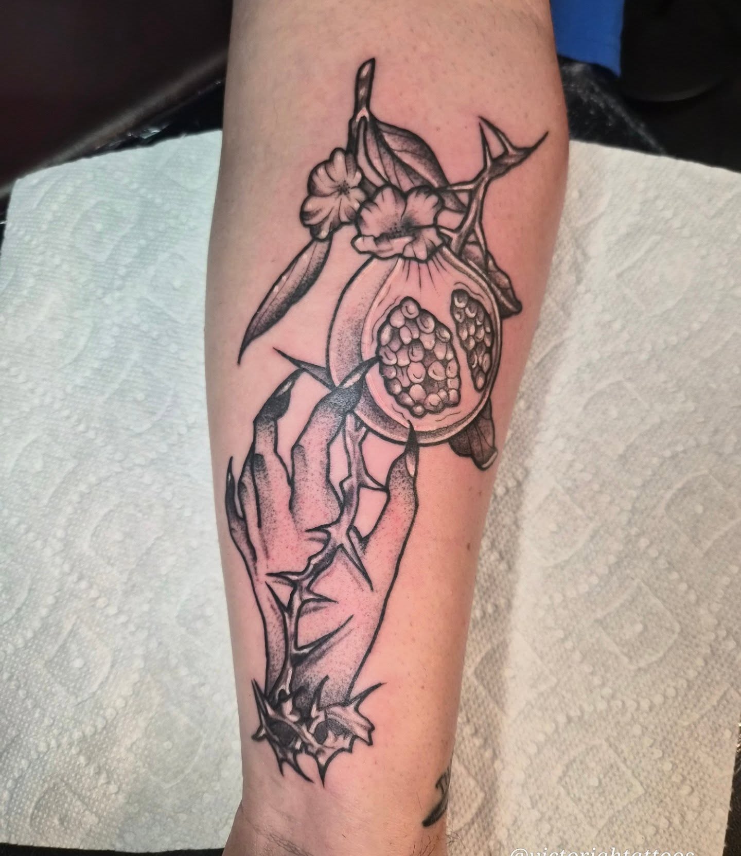 Tattoo by @victoriahtattoos — dotwork, black_and_grey