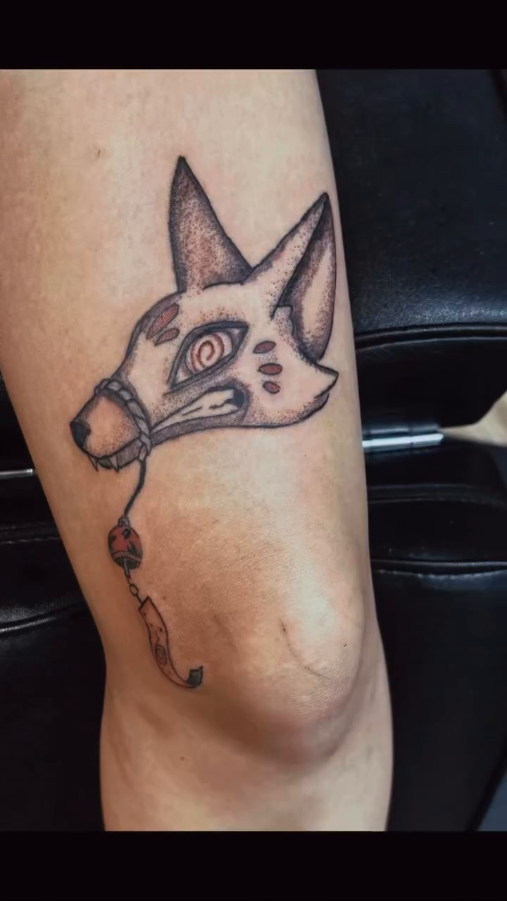 Tattoo by @clubskunktattoo — black_and_grey, fine_line