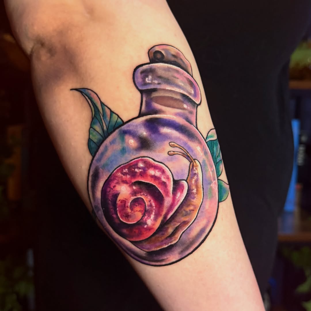 Tattoo by @esteltattoos — realism, watercolor