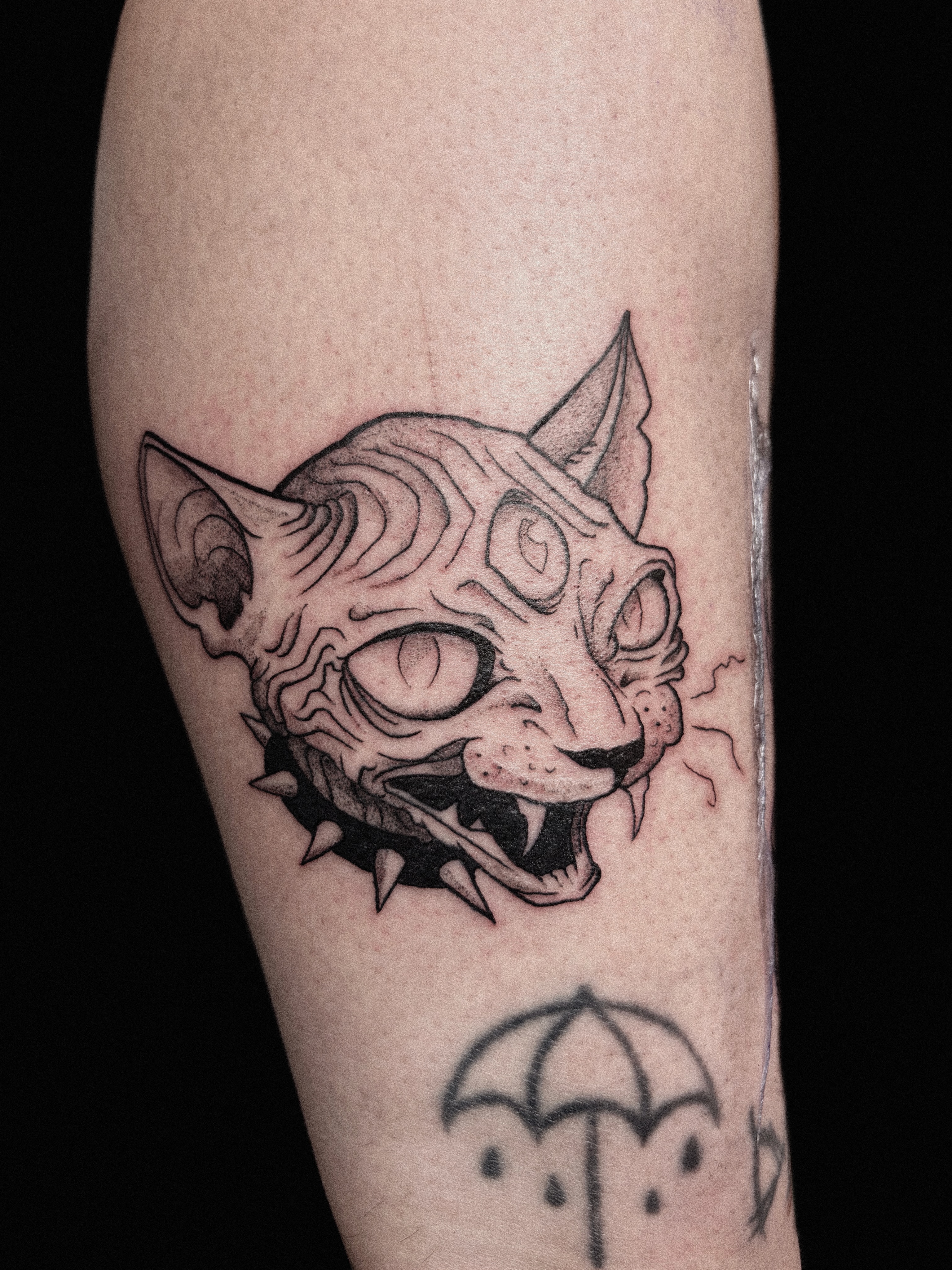 Tattoo by @collectitats โ black_and_grey