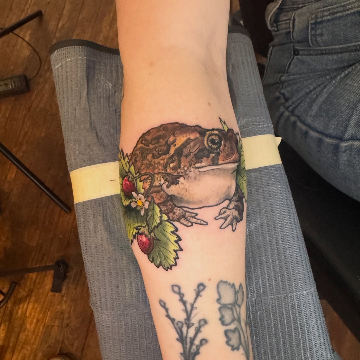 Tattoo by @eric_inks — realism, dotwork