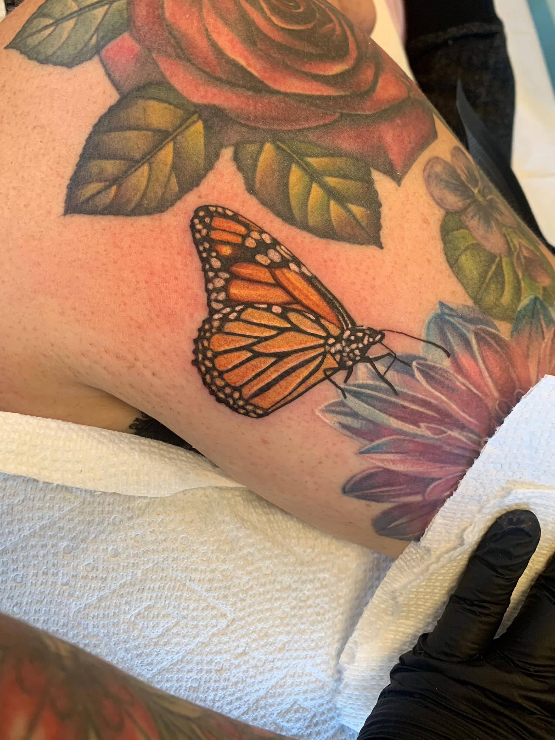 Tattoo by @taratimoon — dotwork