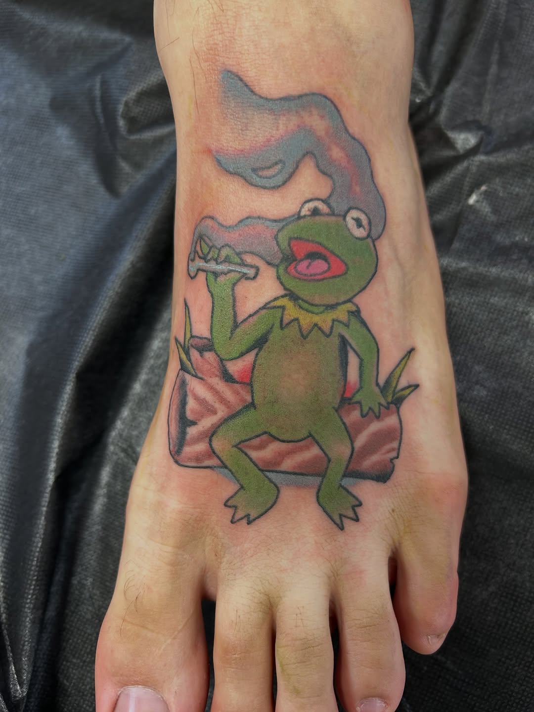 Tattoo by @yogithebeartattoo — new_school, ignorant