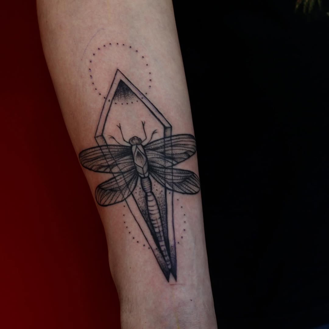 Tattoo by @mamaearthtone — geometric, dotwork