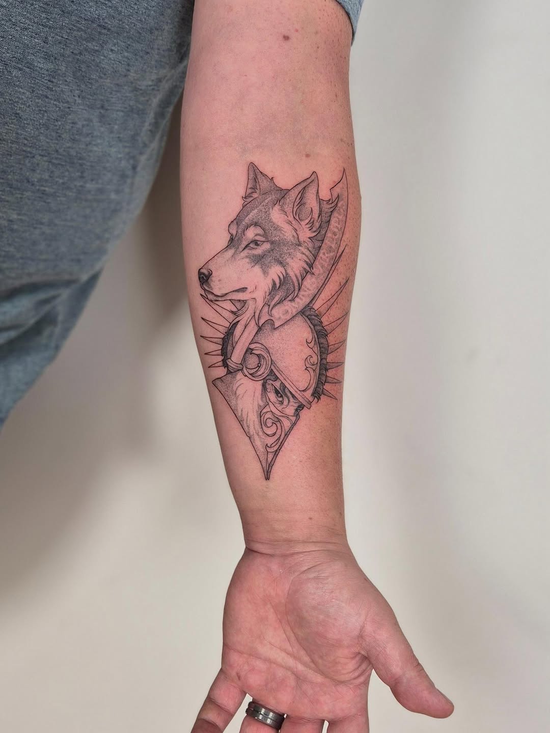 Tattoo by @cambodiancupcake โ realism, black_and_grey