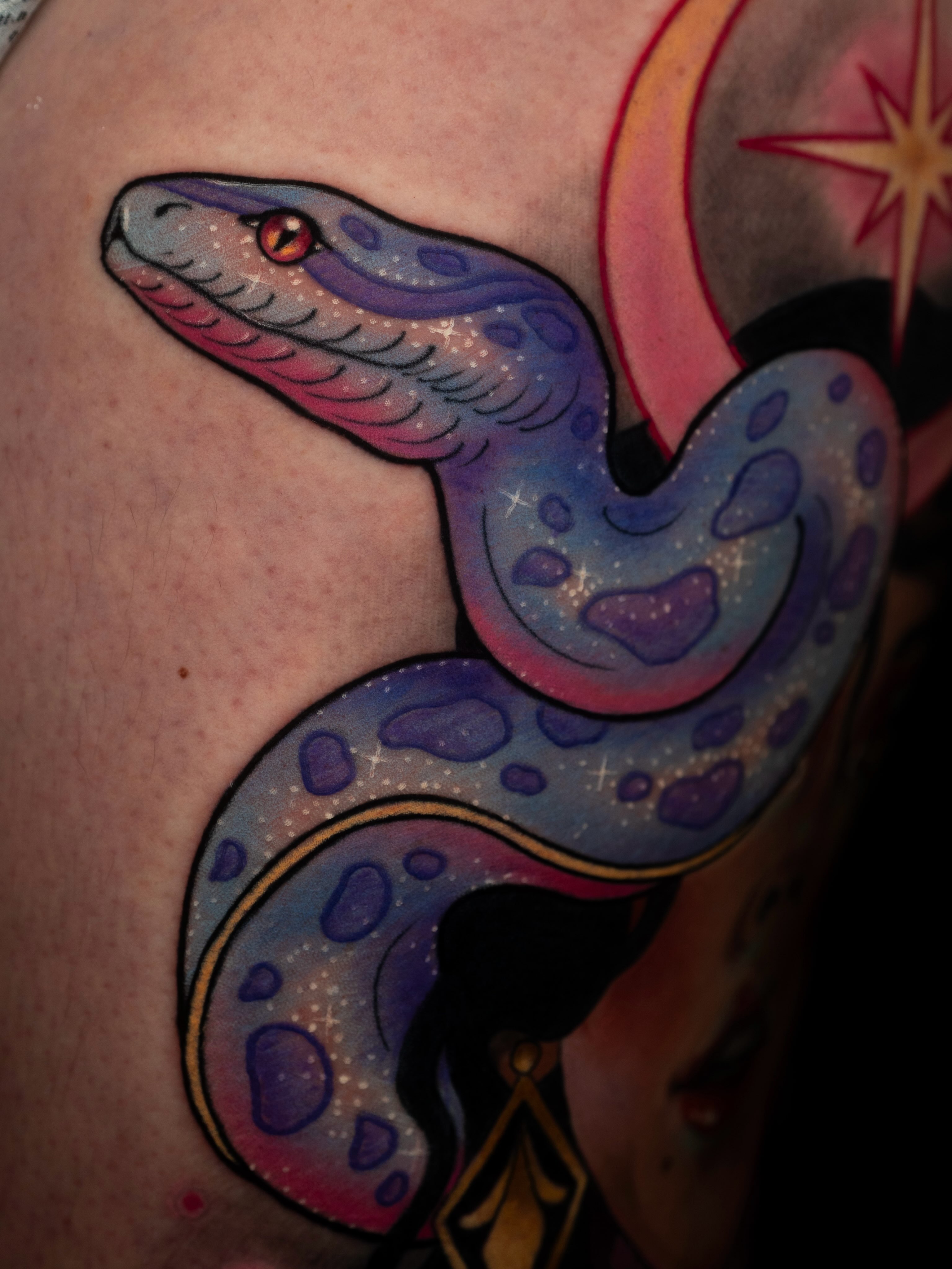 Tattoo by @nikienouveau β neo_traditional, realism