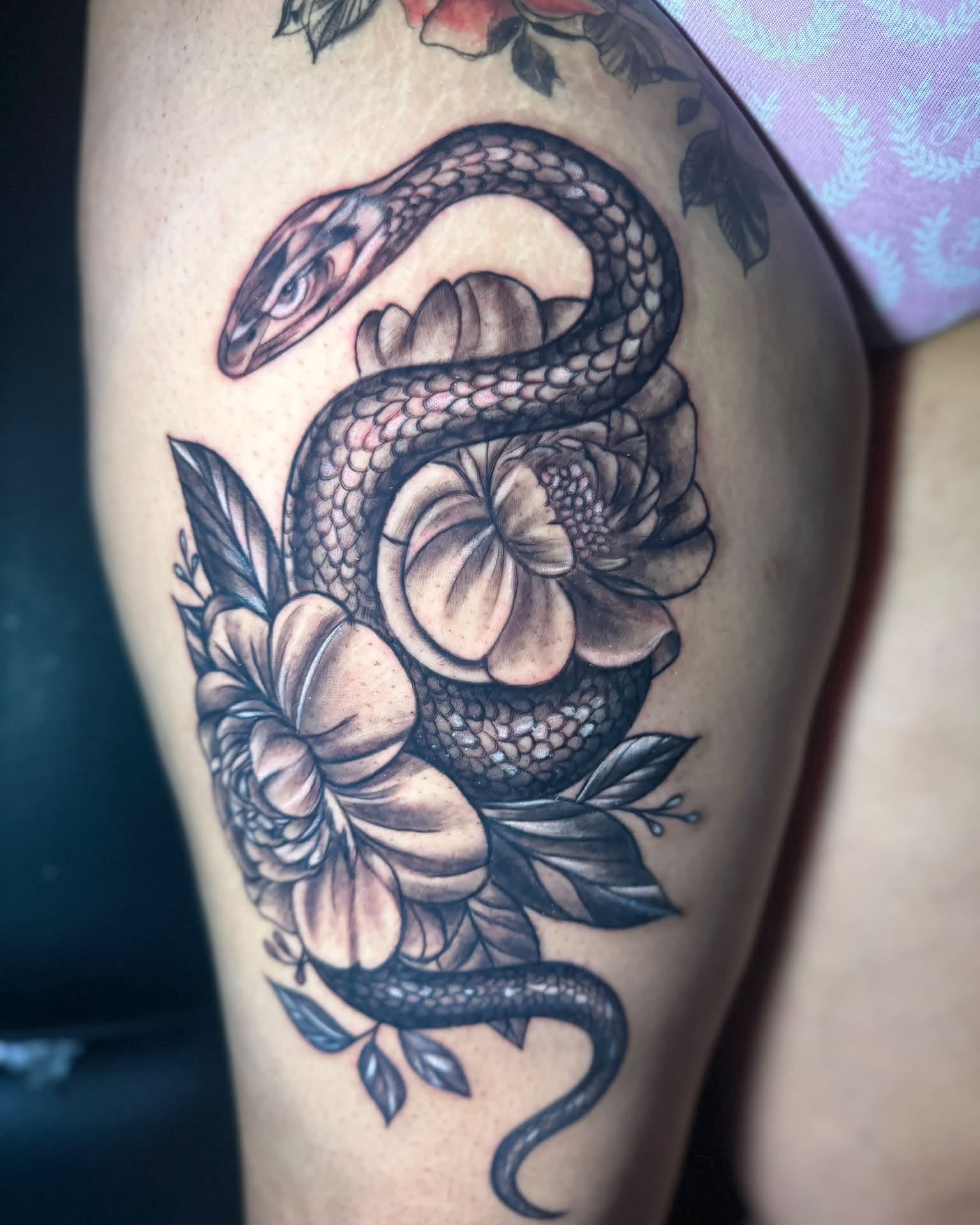 Tattoo by @tattoosbydonnienash — black_and_grey, realism