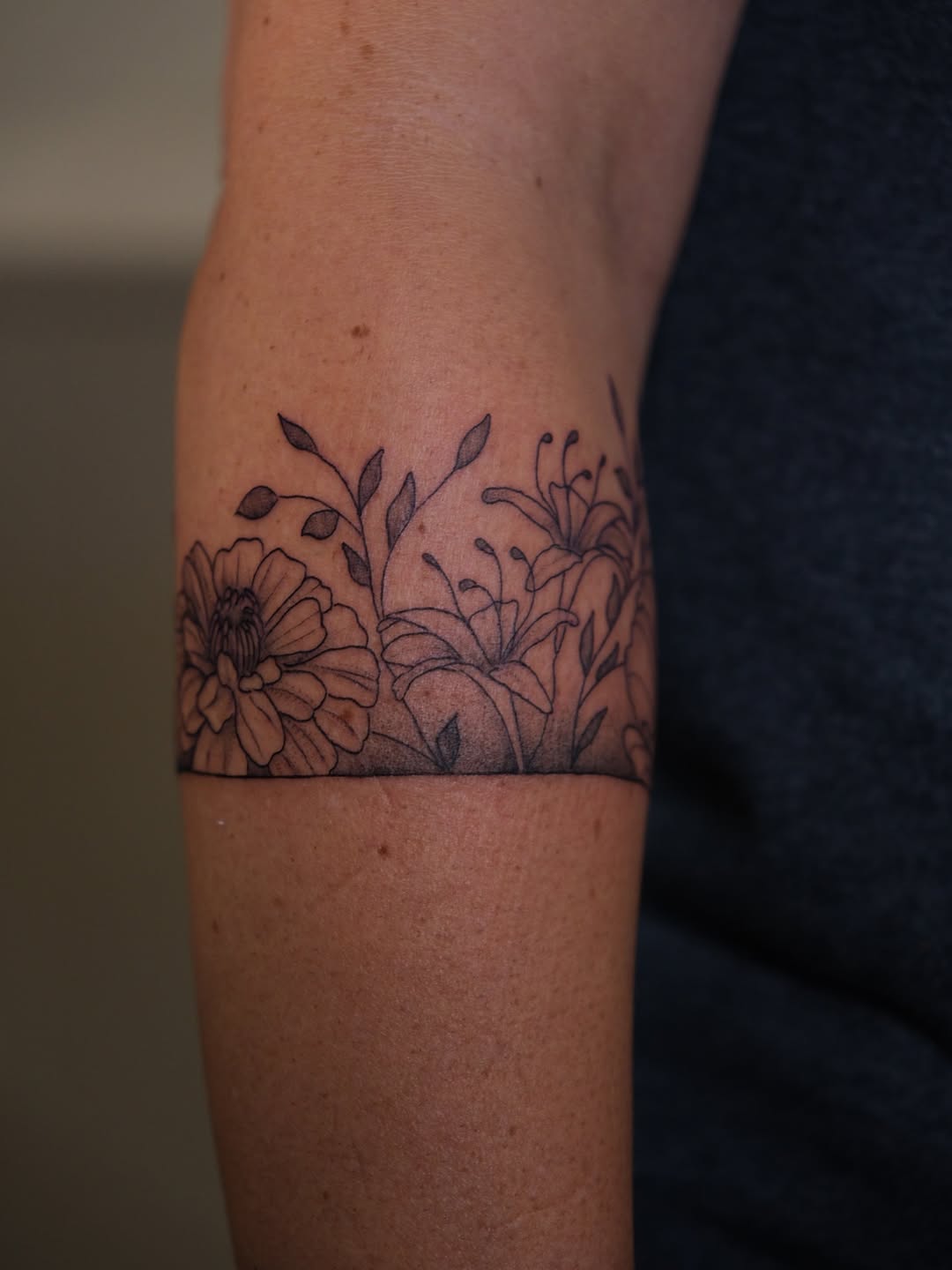 Tattoo by @kianahopetattoo — fine_line, black_and_grey
