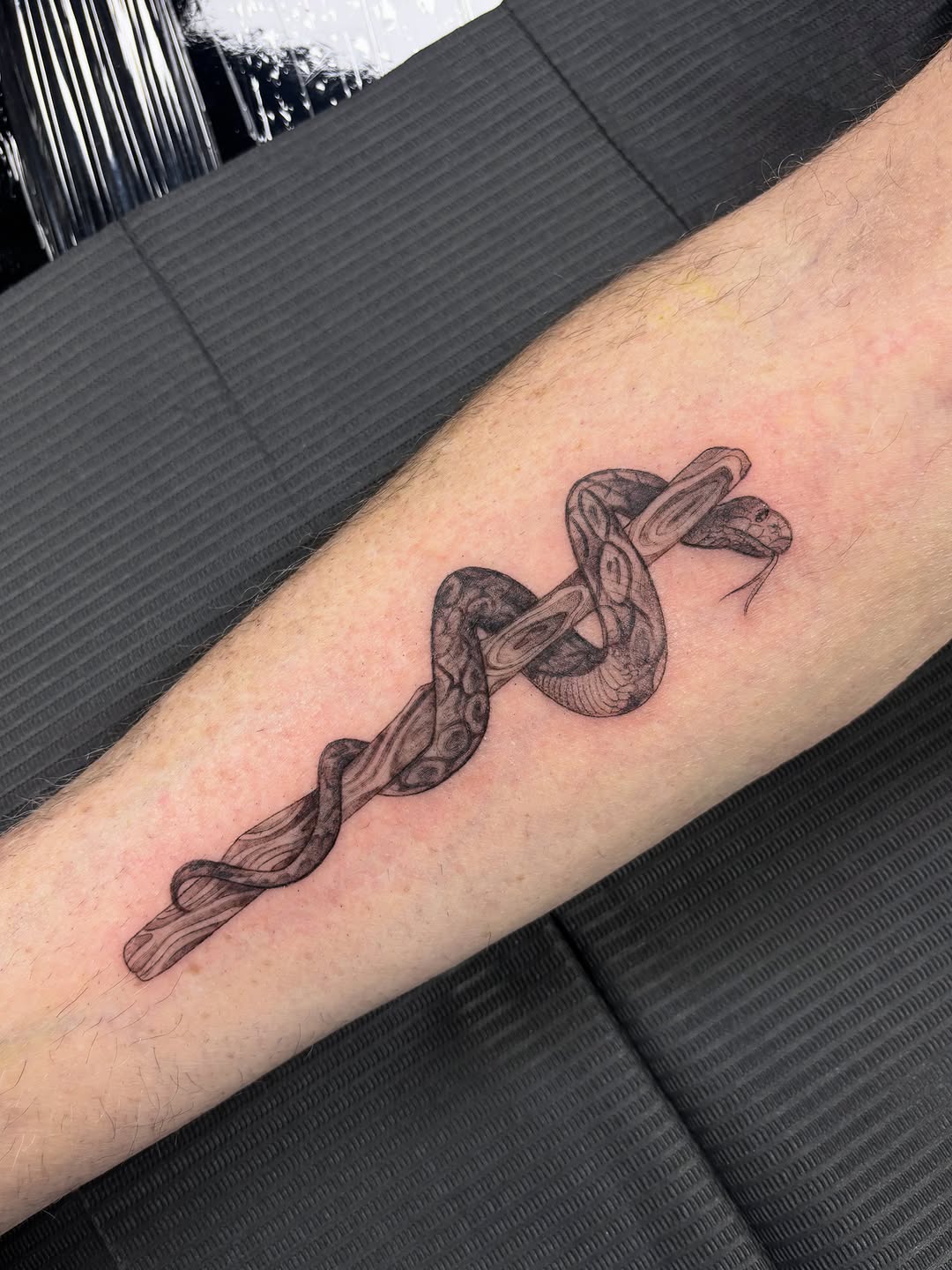 Tattoo by @jennyyyyflores โ black_and_grey, realism